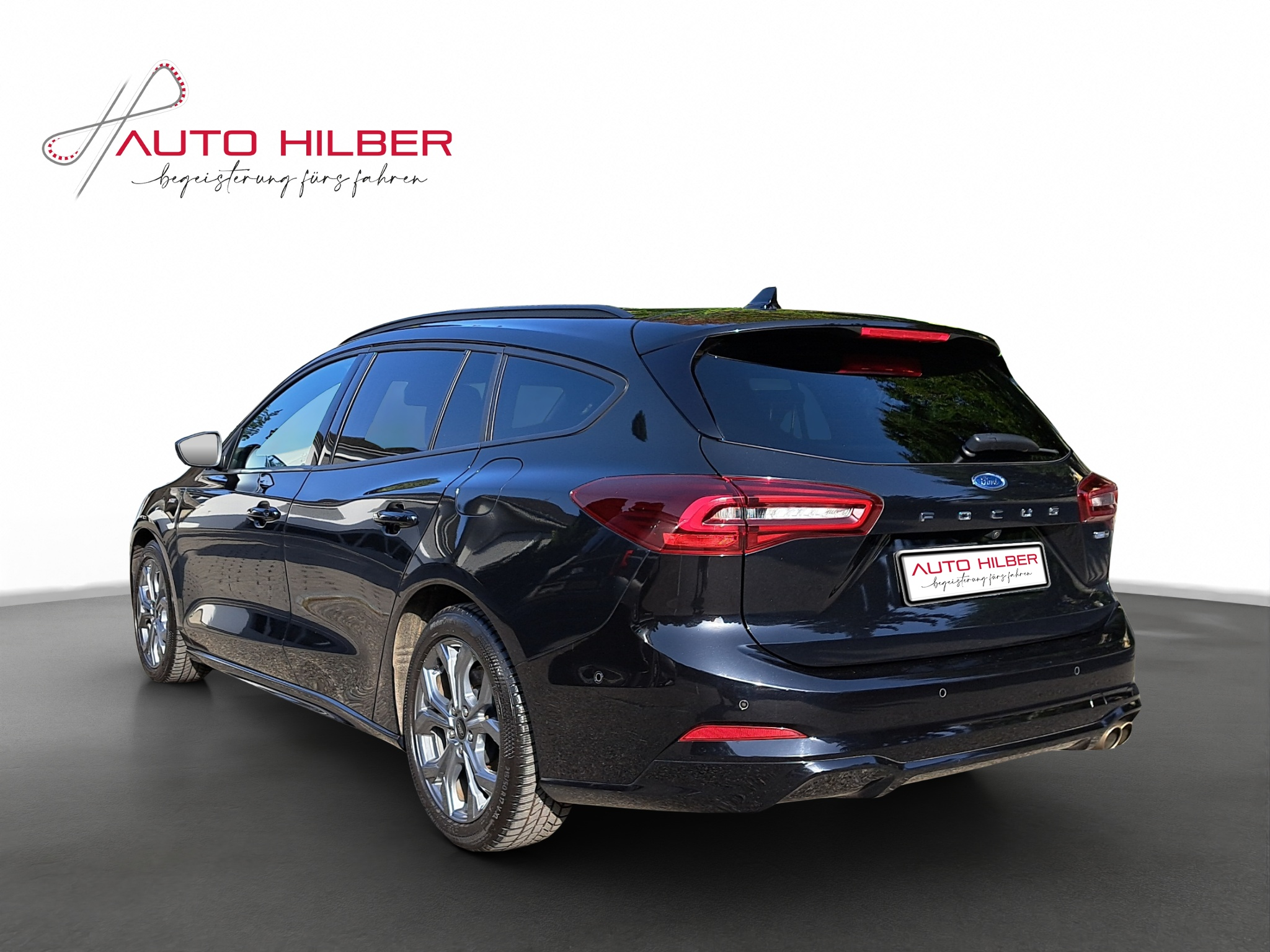 listing desktop thumbnail image 3