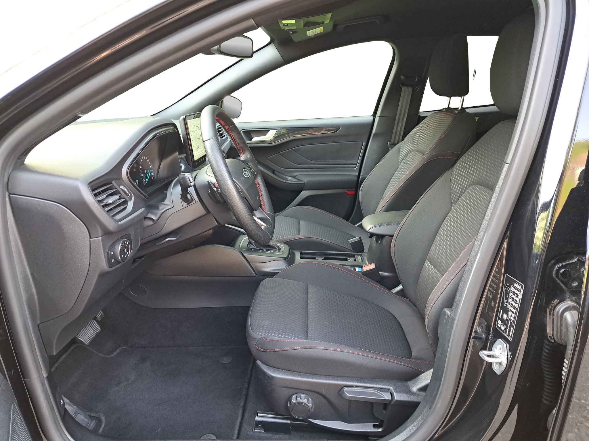 listing desktop thumbnail image 6