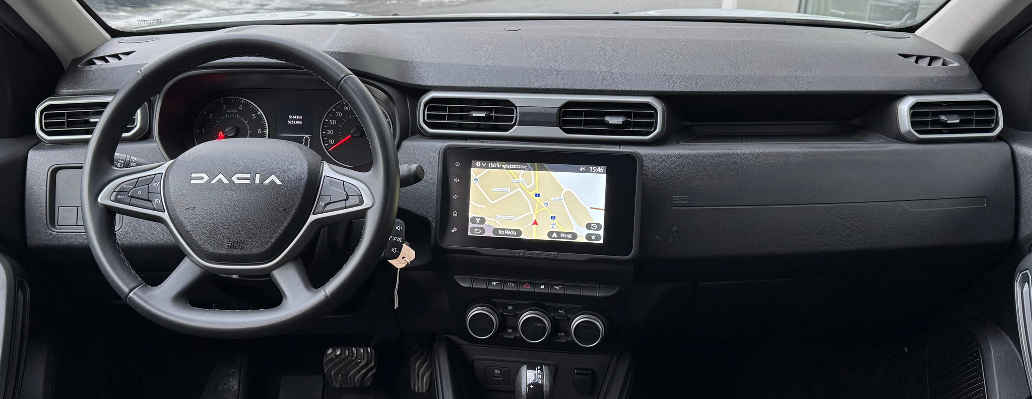 listing desktop thumbnail image 11