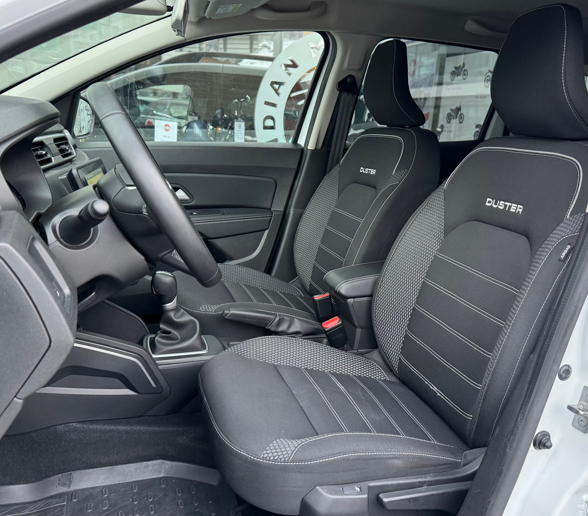 listing desktop thumbnail image 7