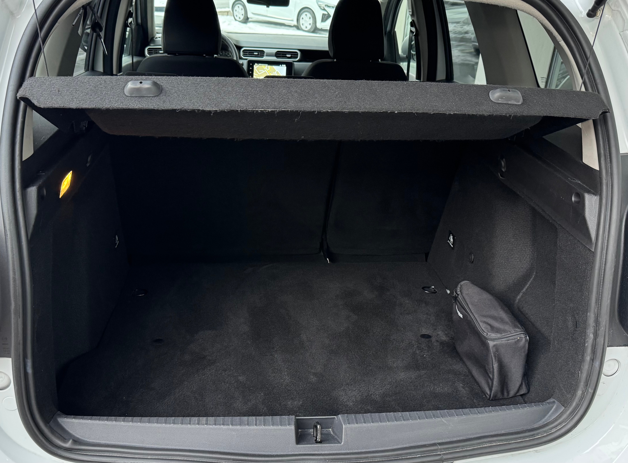 listing desktop thumbnail image 10