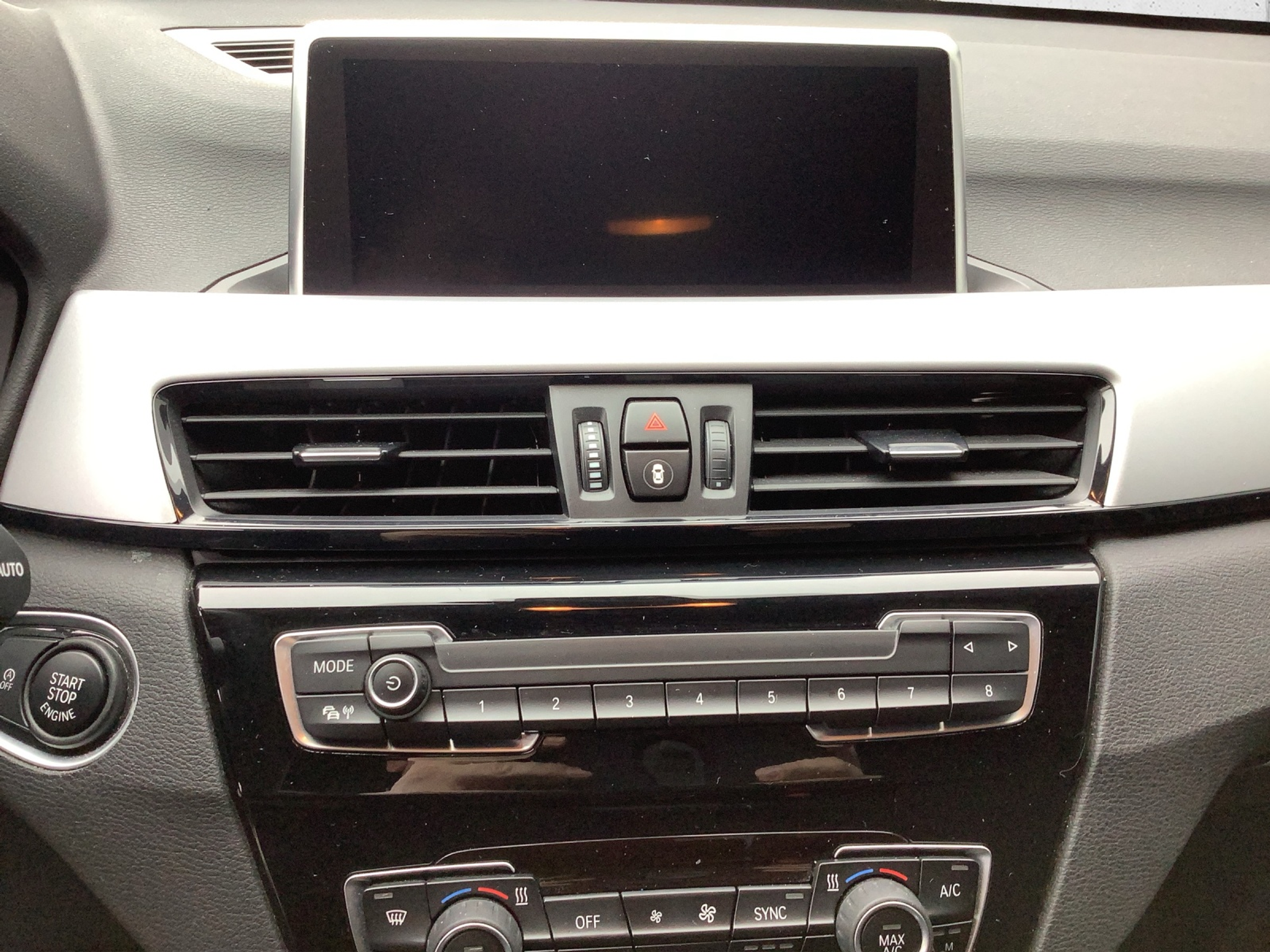 listing desktop thumbnail image 16