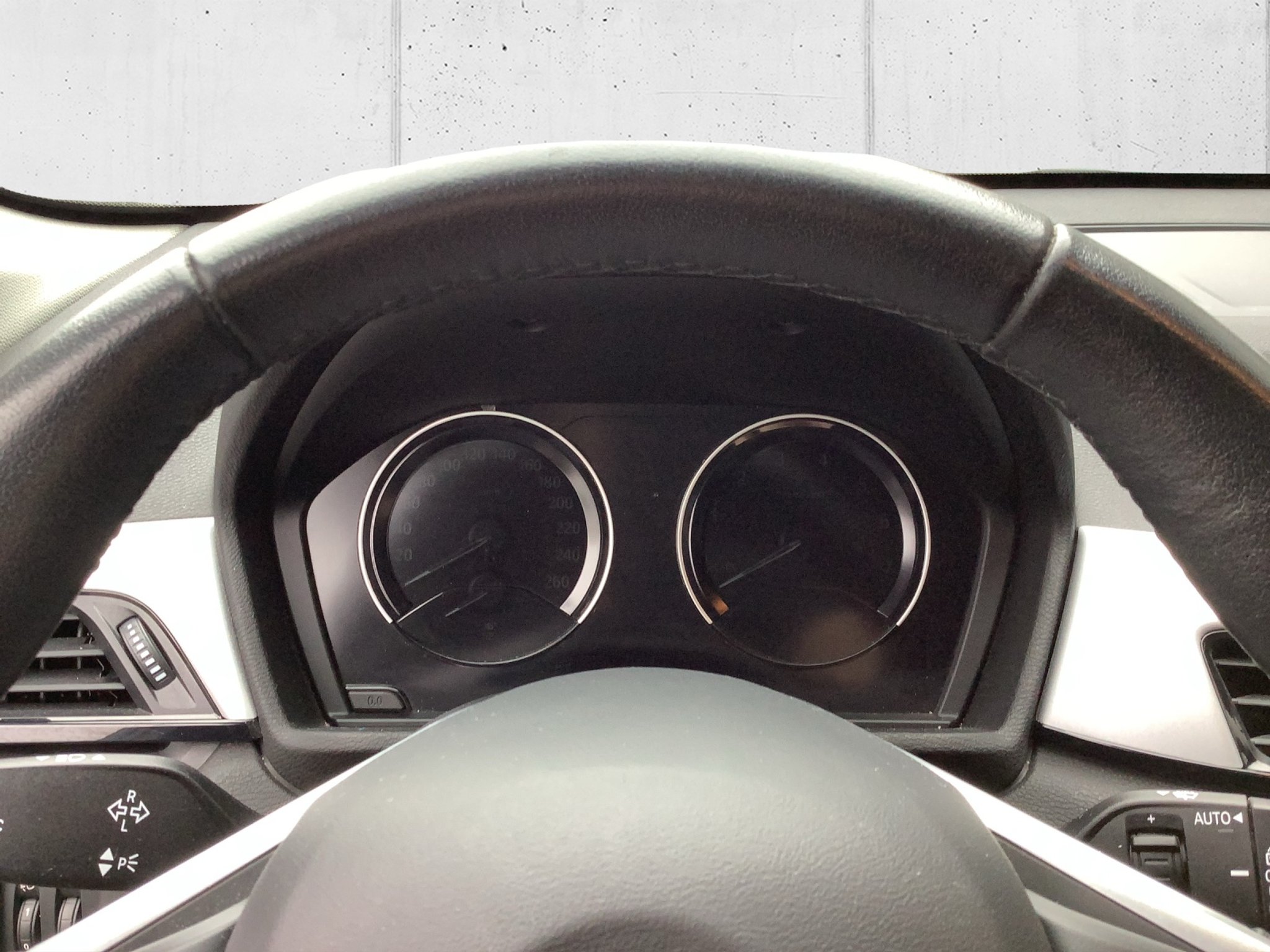 listing desktop thumbnail image 14