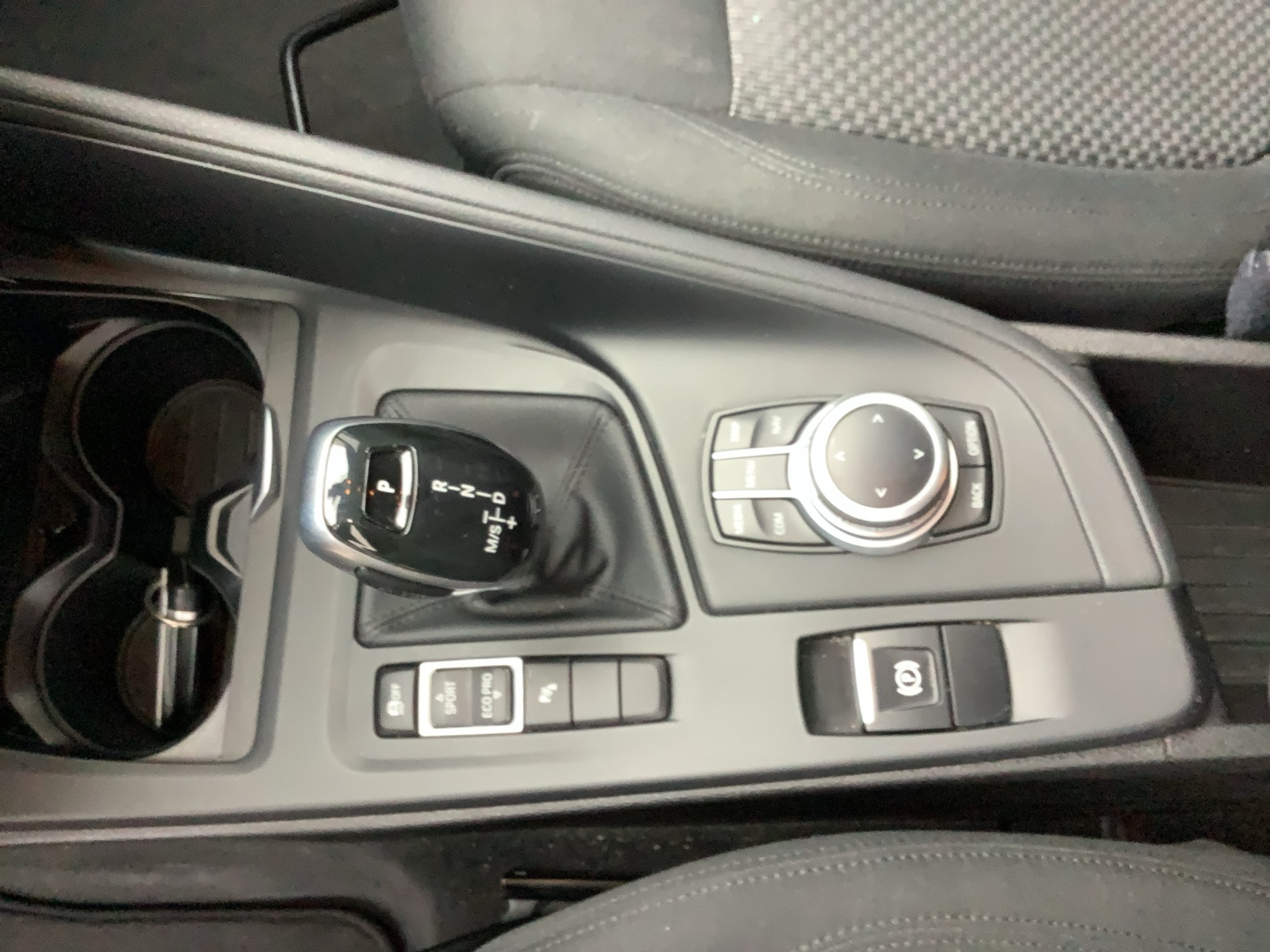 listing desktop thumbnail image 19