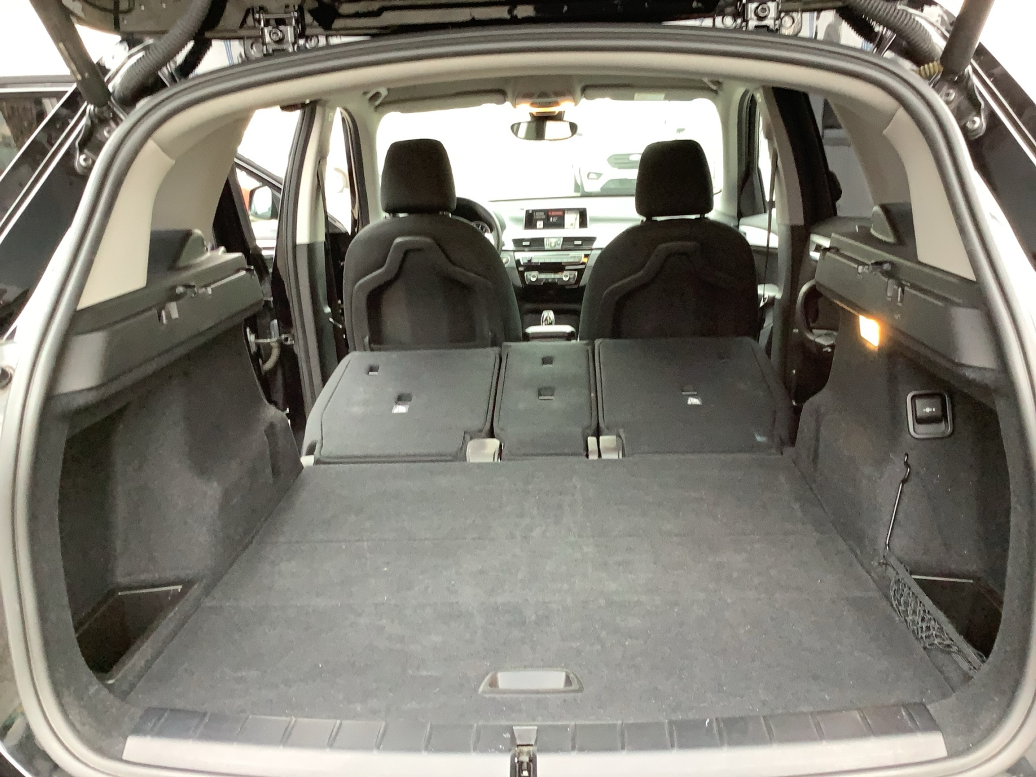 listing desktop thumbnail image 20