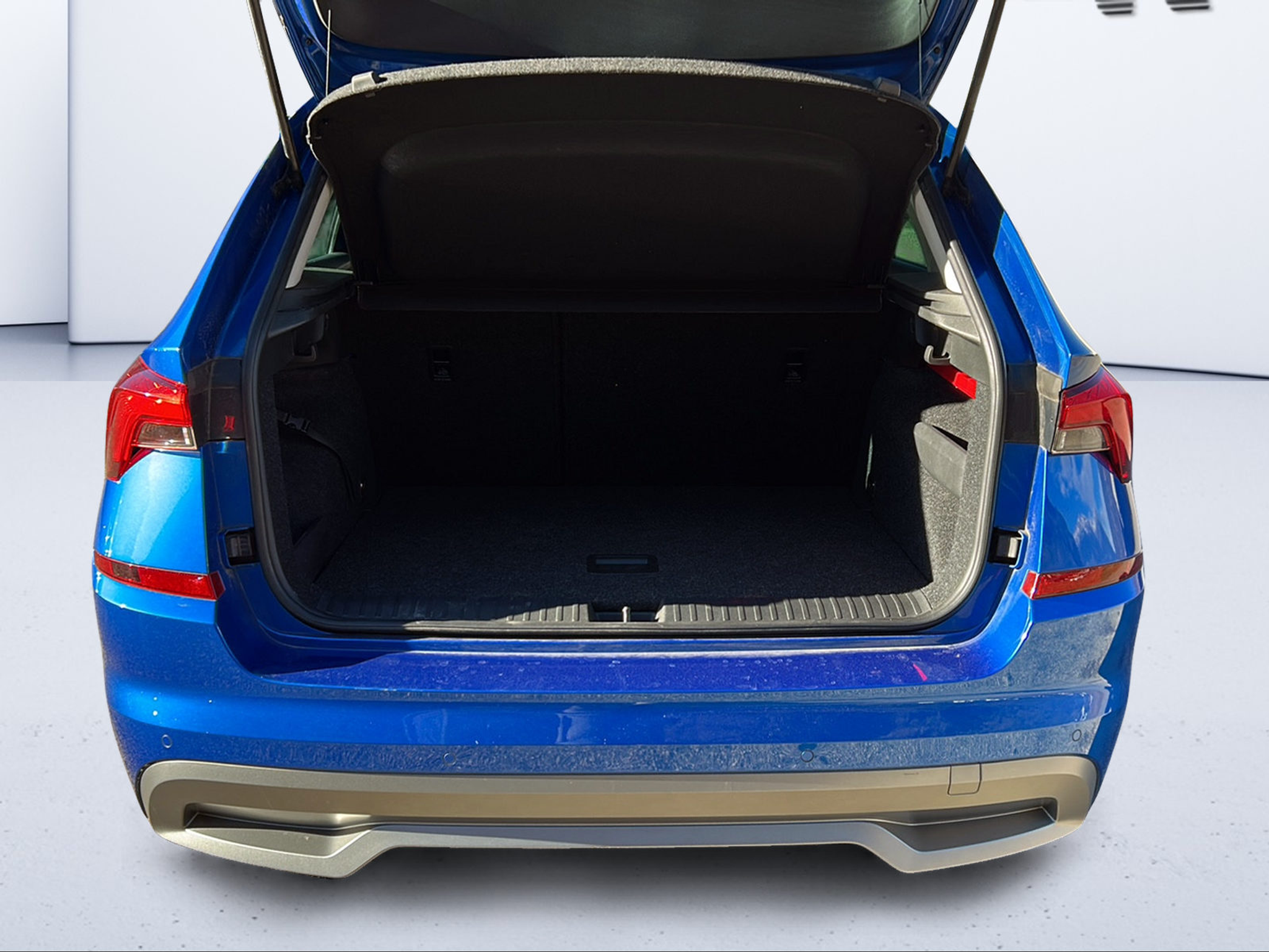 listing desktop thumbnail image 8