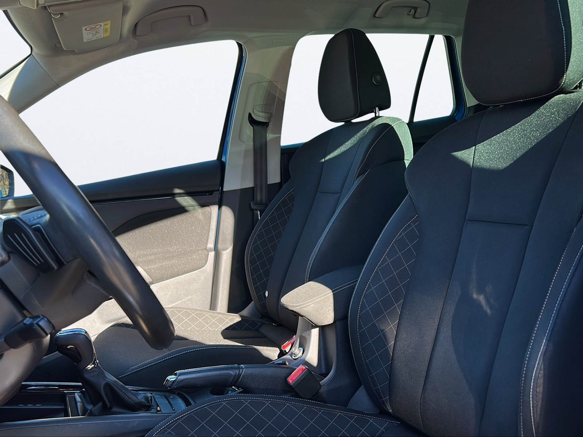 listing desktop thumbnail image 9