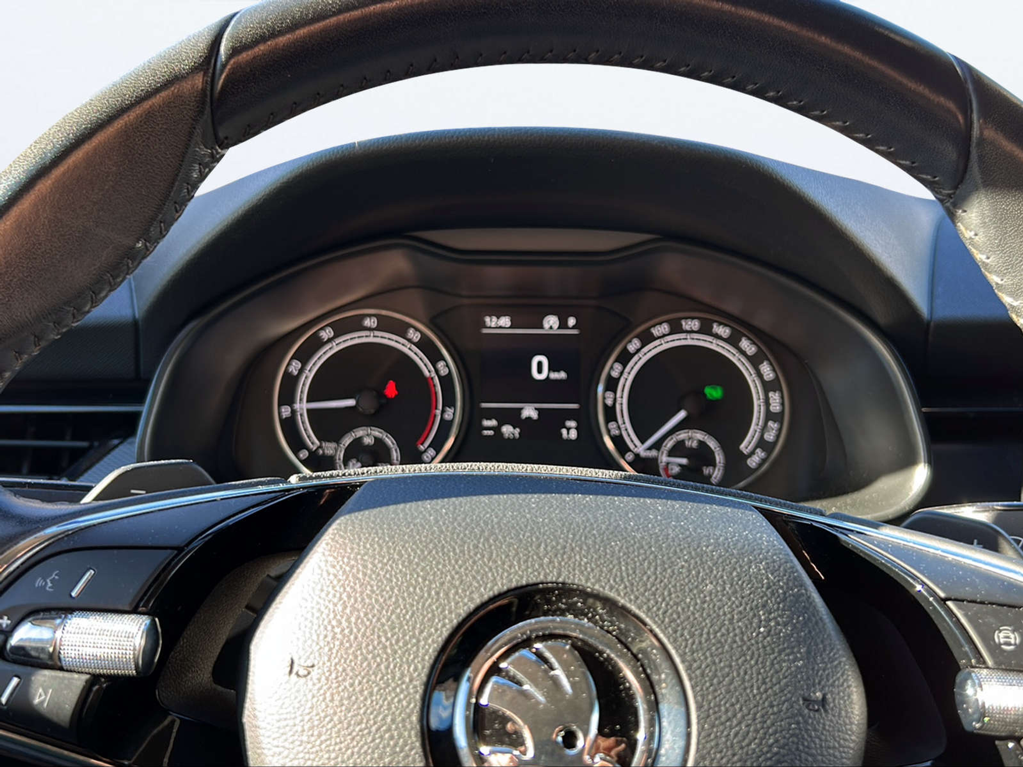 listing desktop thumbnail image 11