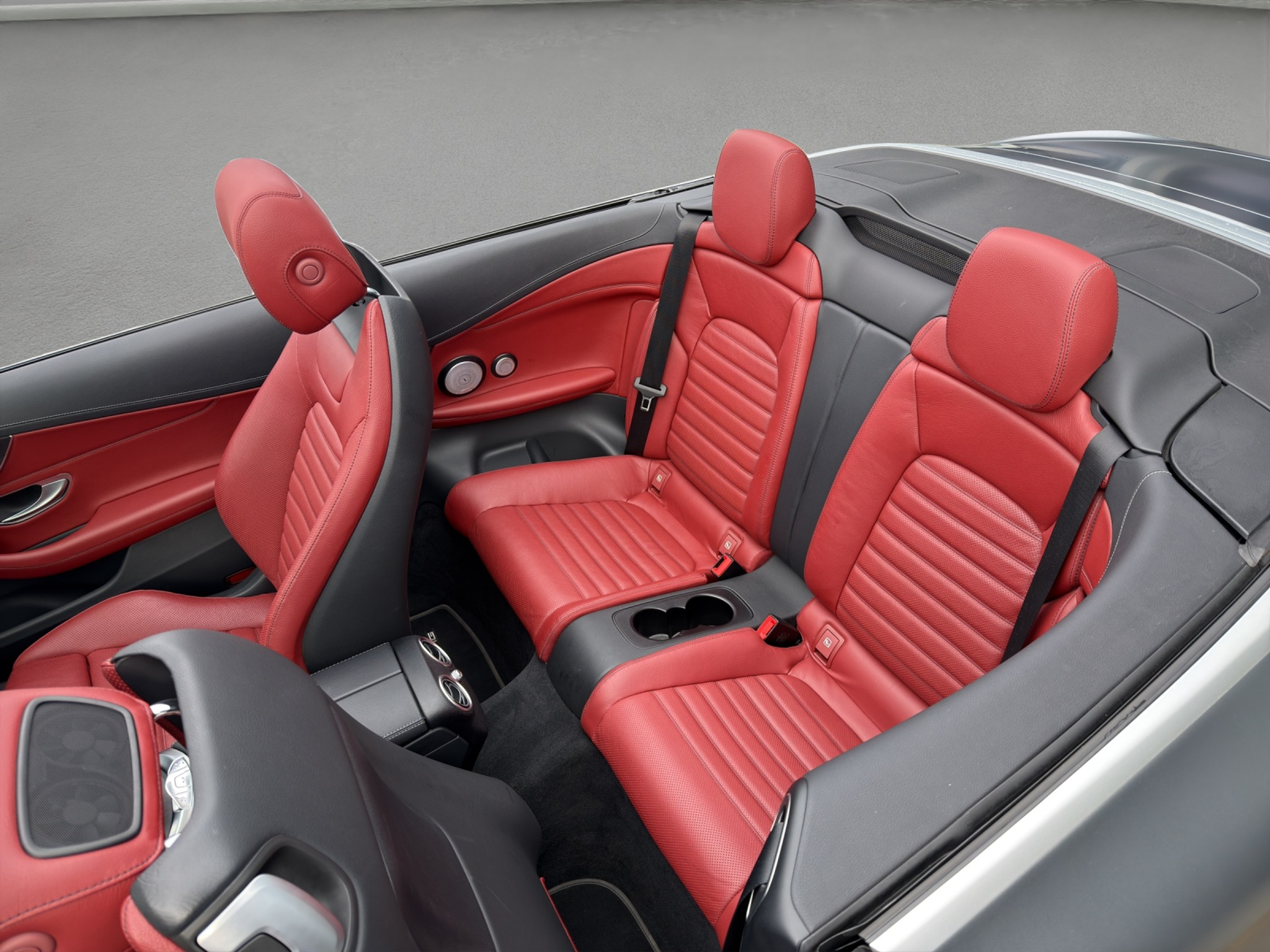 listing desktop thumbnail image 10