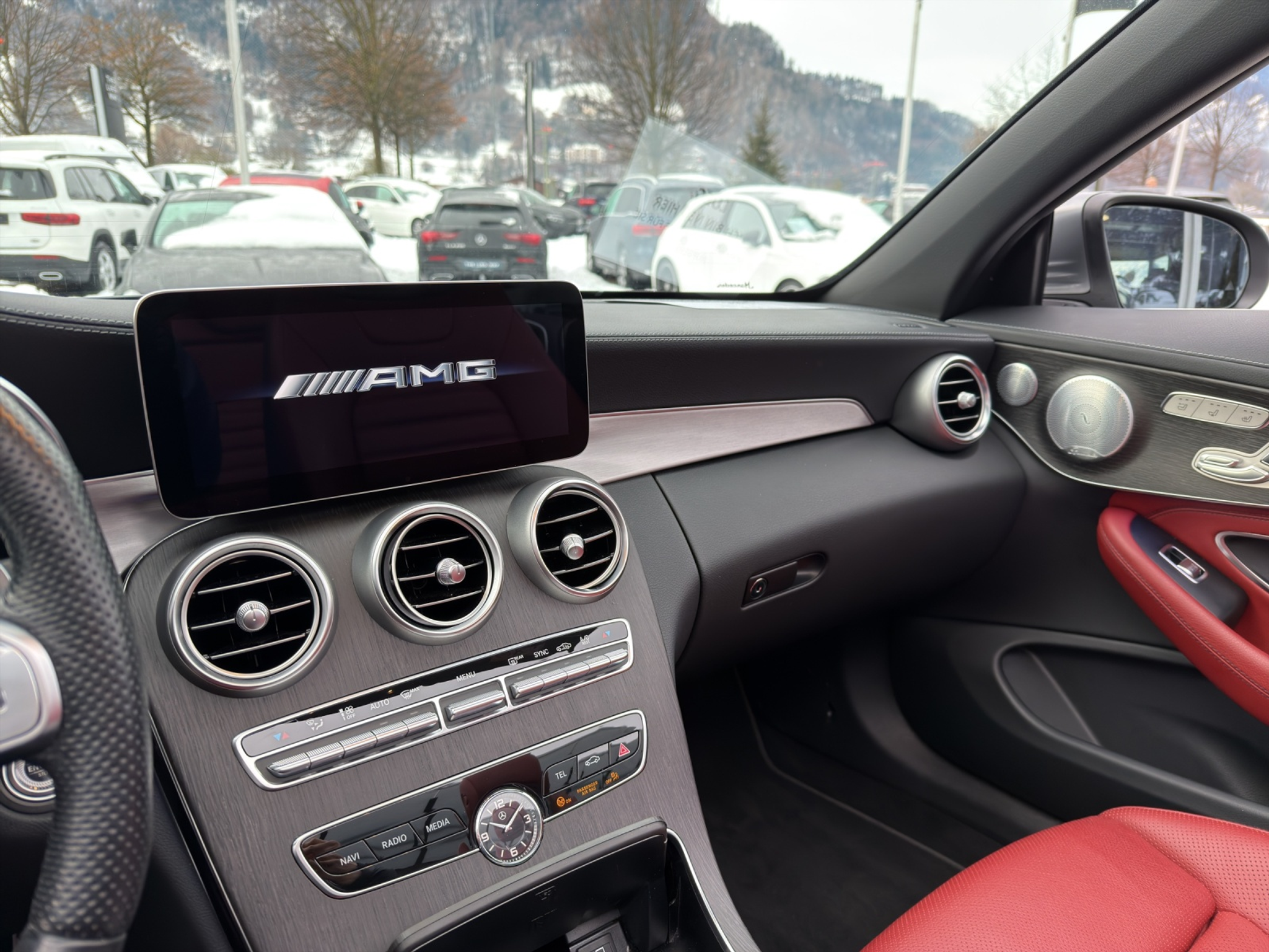 listing desktop thumbnail image 12