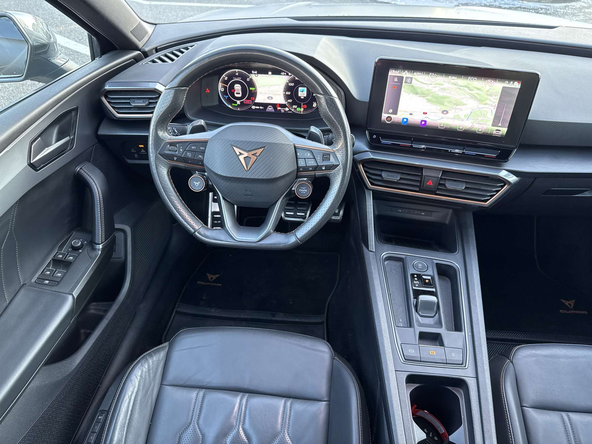 listing desktop thumbnail image 3