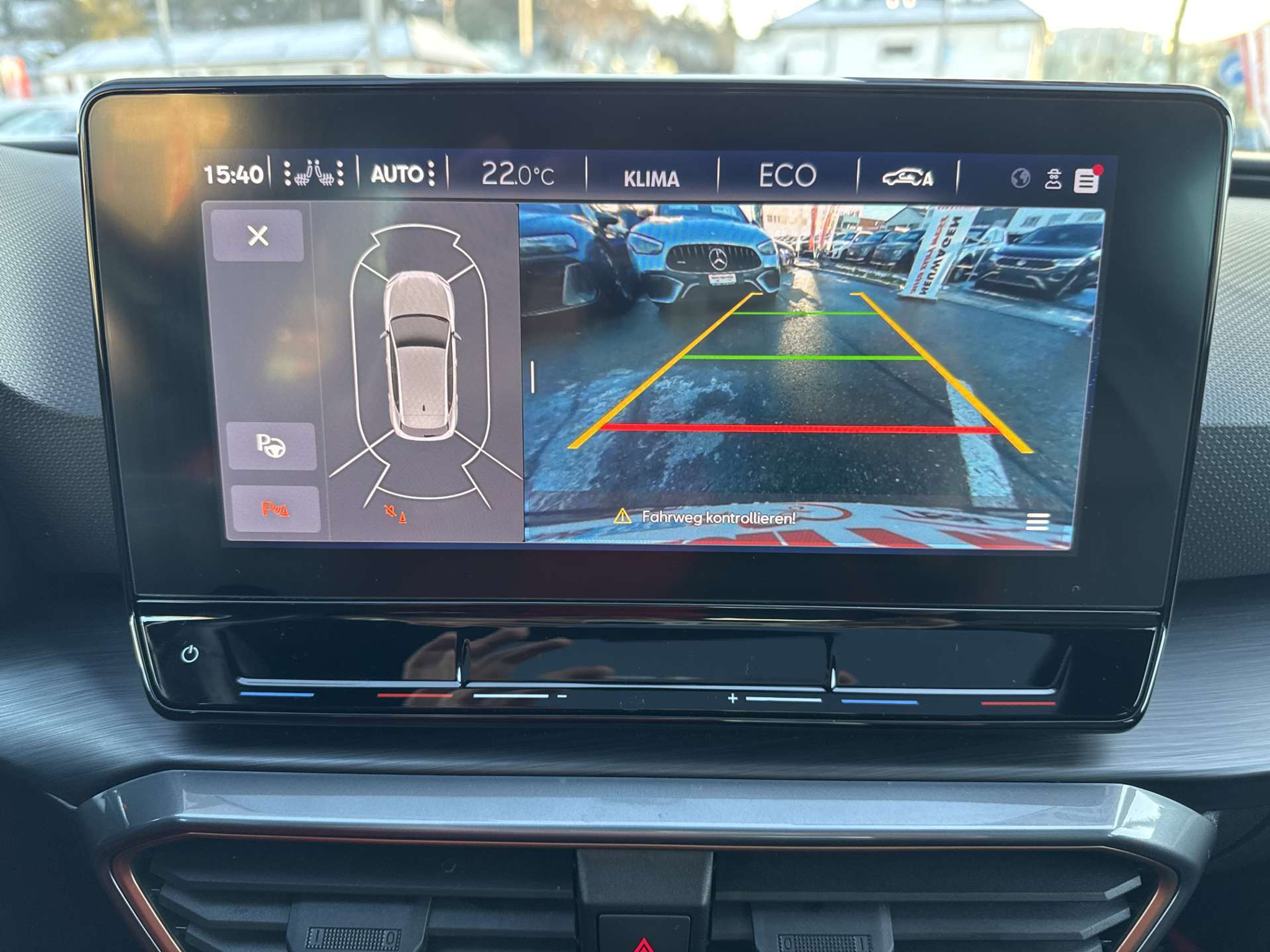 listing desktop thumbnail image 8