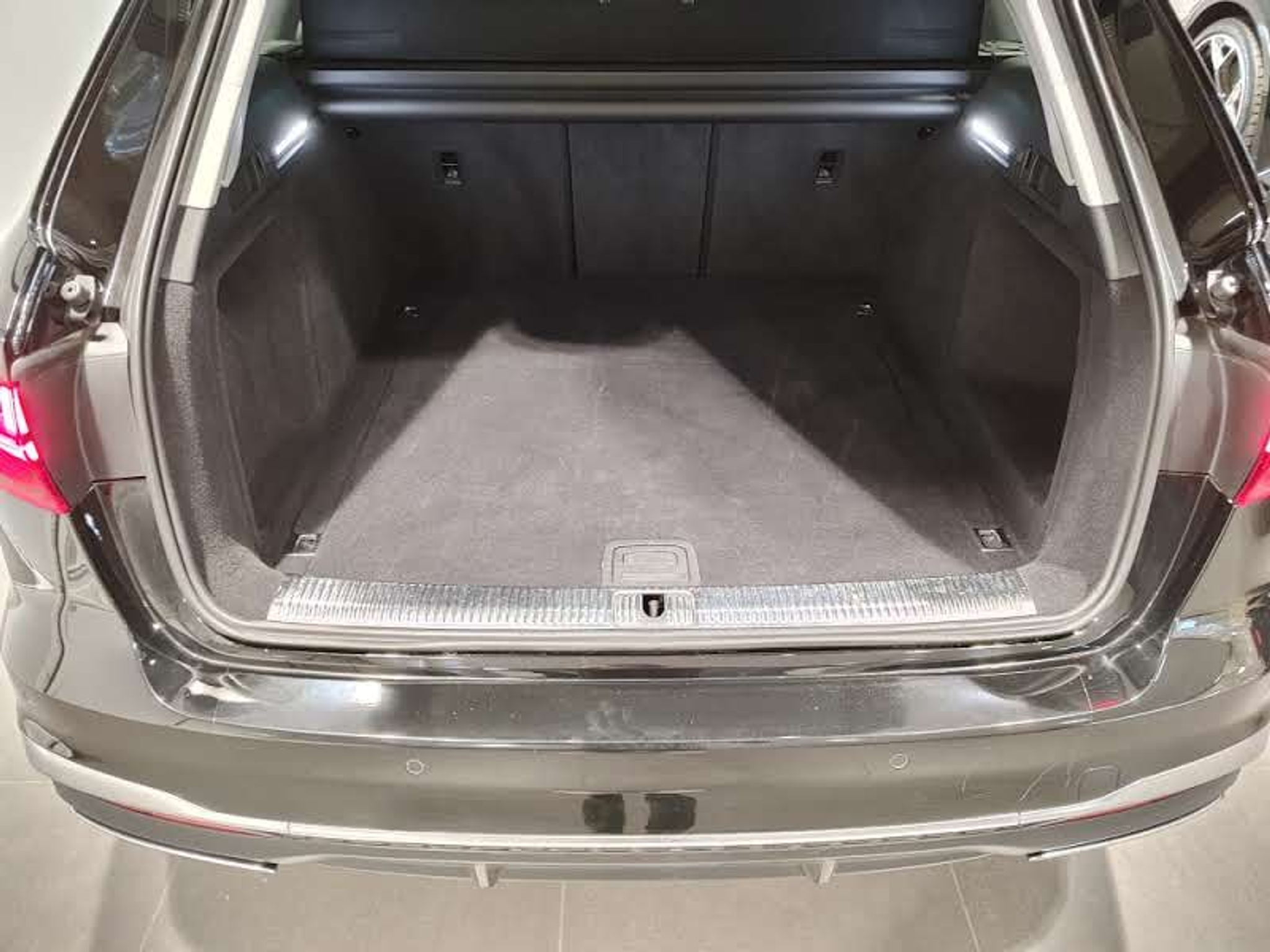 listing desktop thumbnail image 12