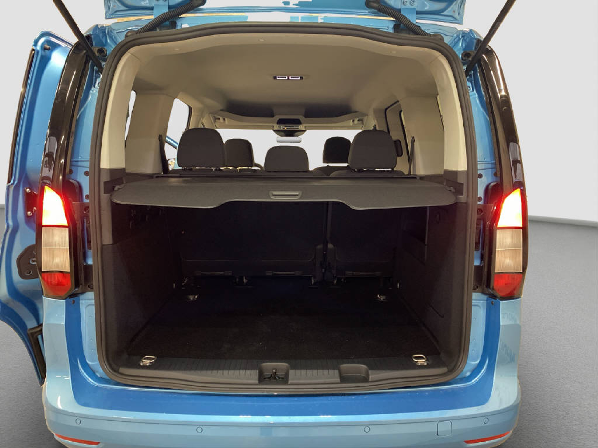 listing desktop thumbnail image 13