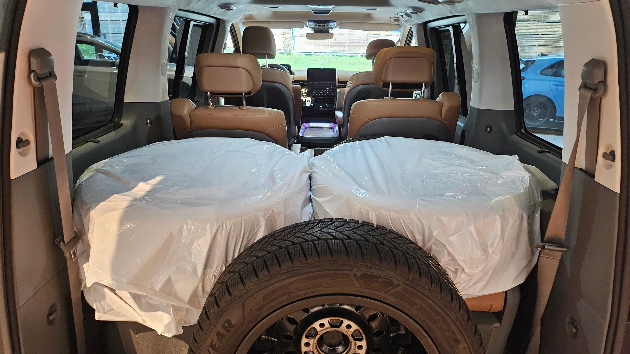 listing desktop thumbnail image 18