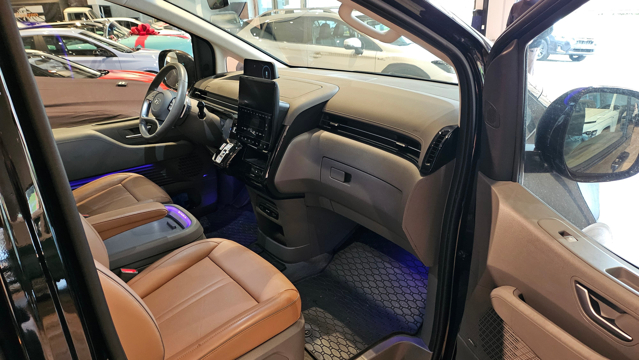 listing desktop thumbnail image 14