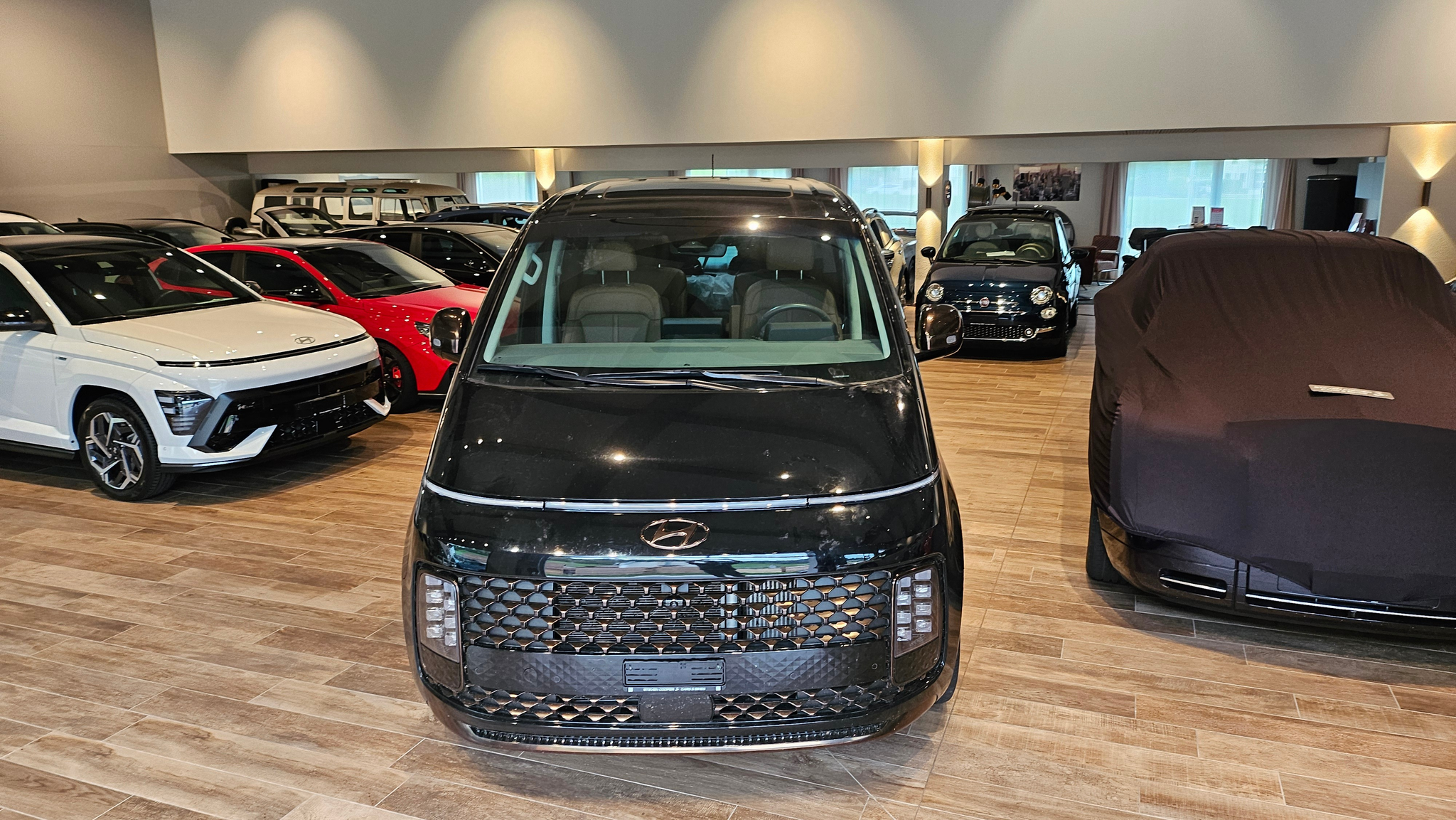 listing desktop thumbnail image 3