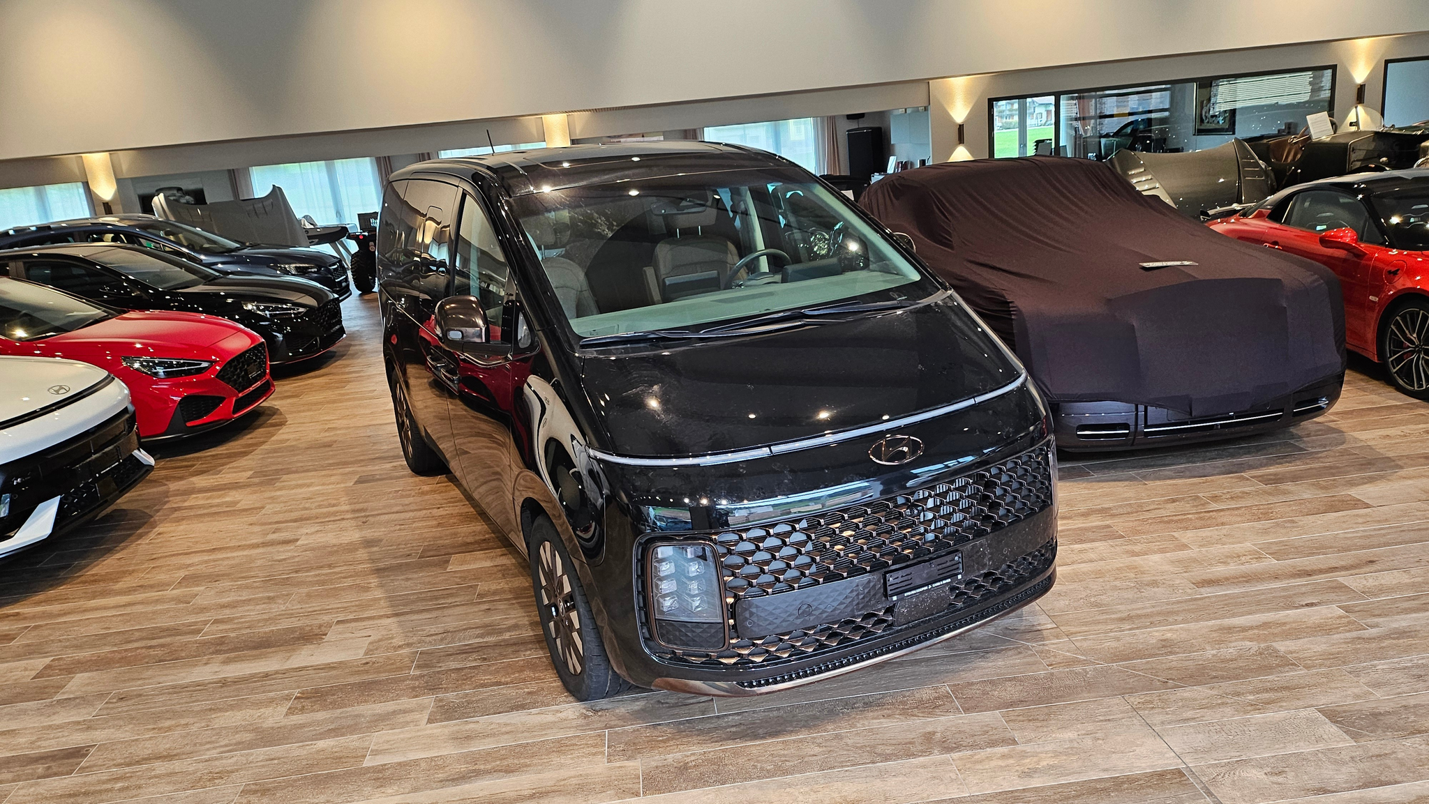 listing desktop thumbnail image 5