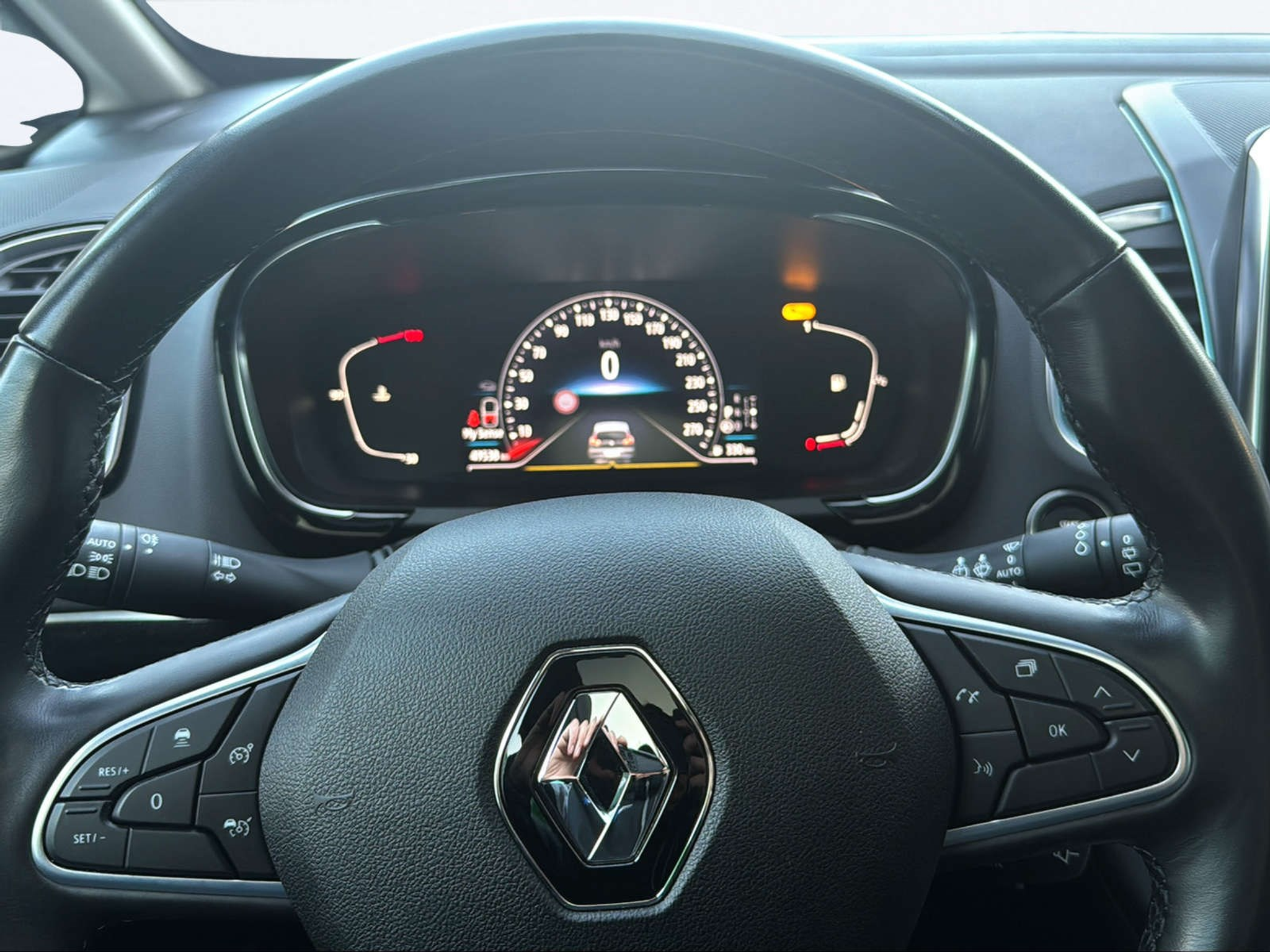 listing desktop thumbnail image 12