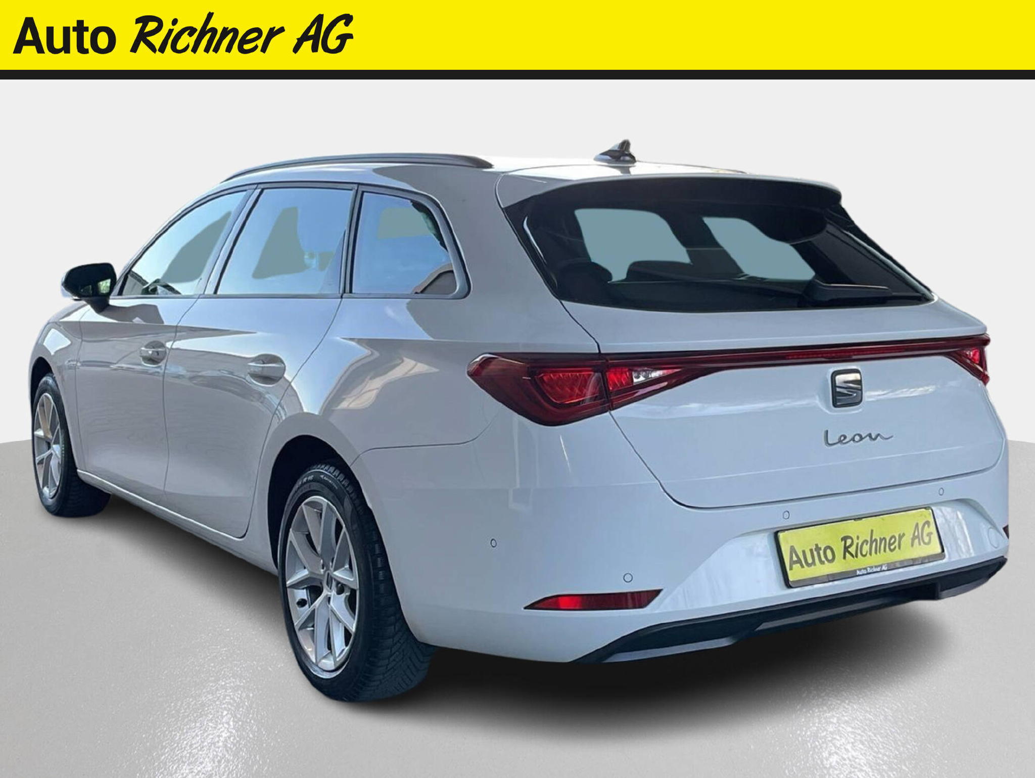 listing desktop thumbnail image 4