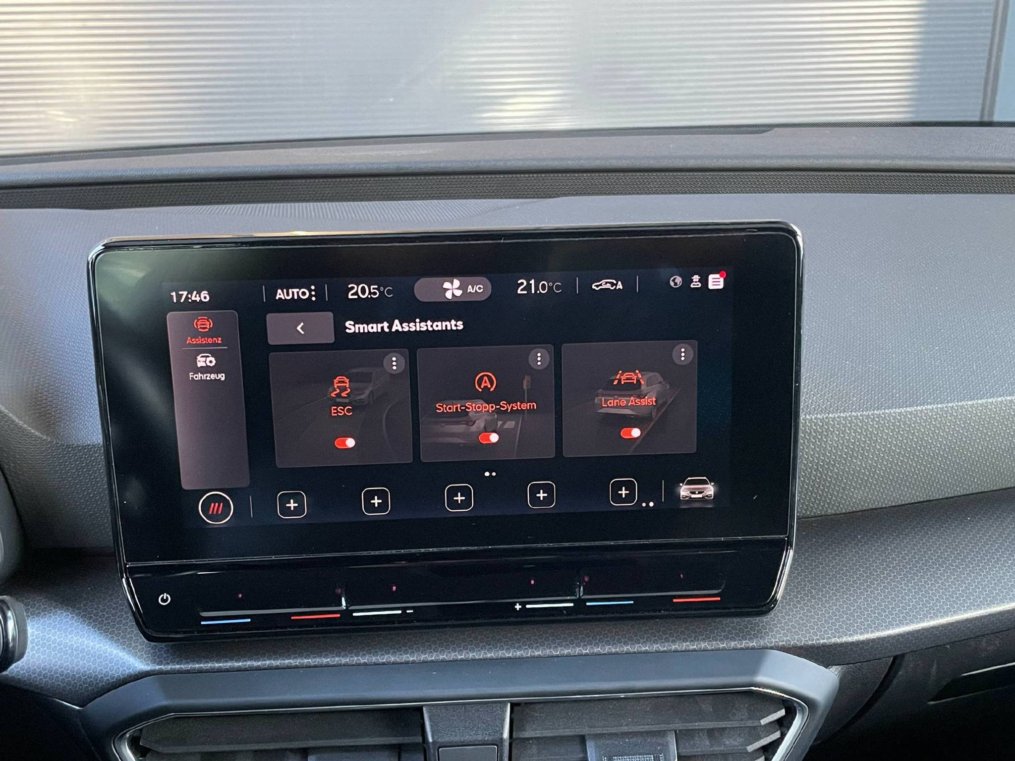 listing desktop thumbnail image 12