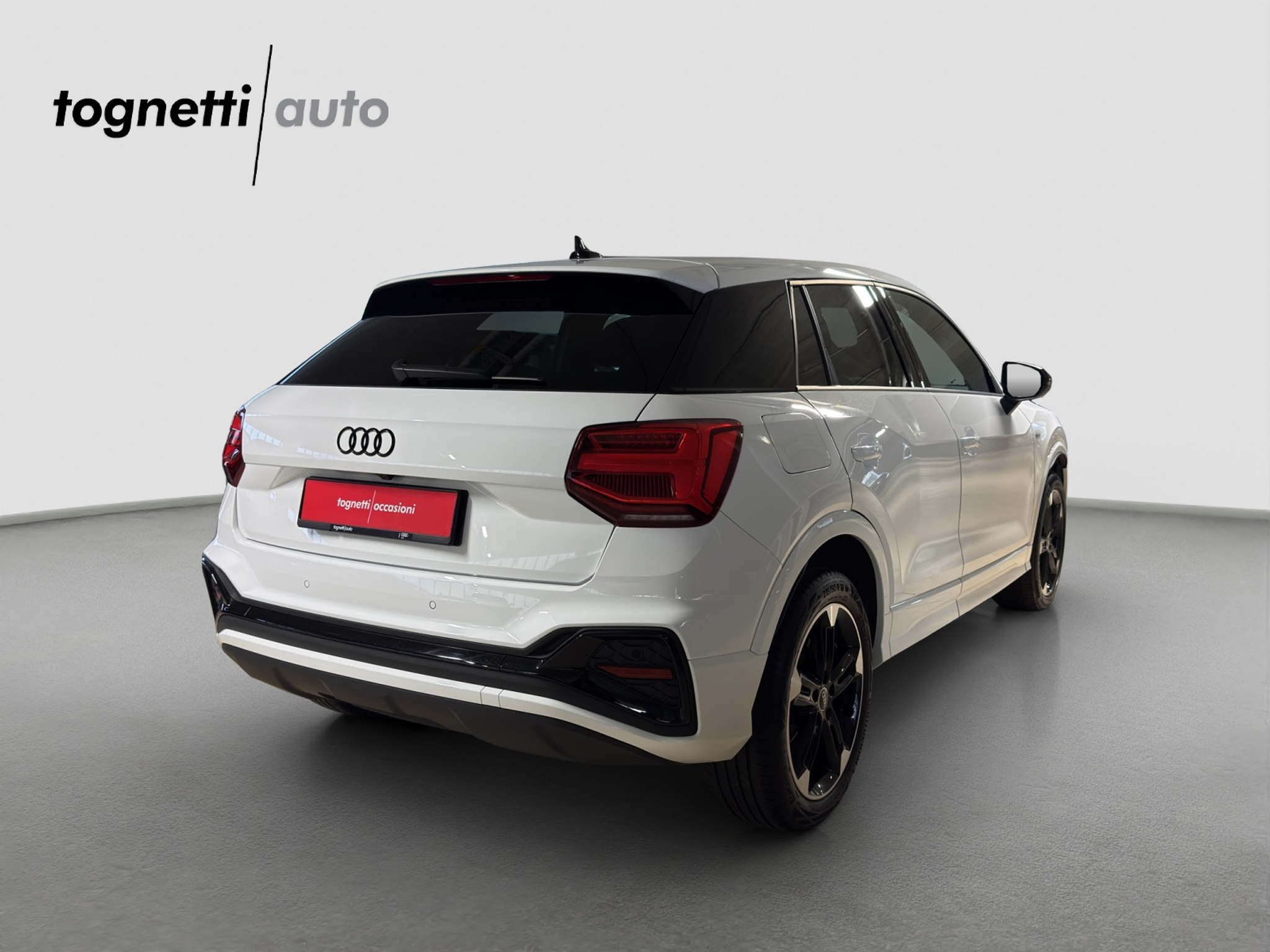 listing desktop thumbnail image 3