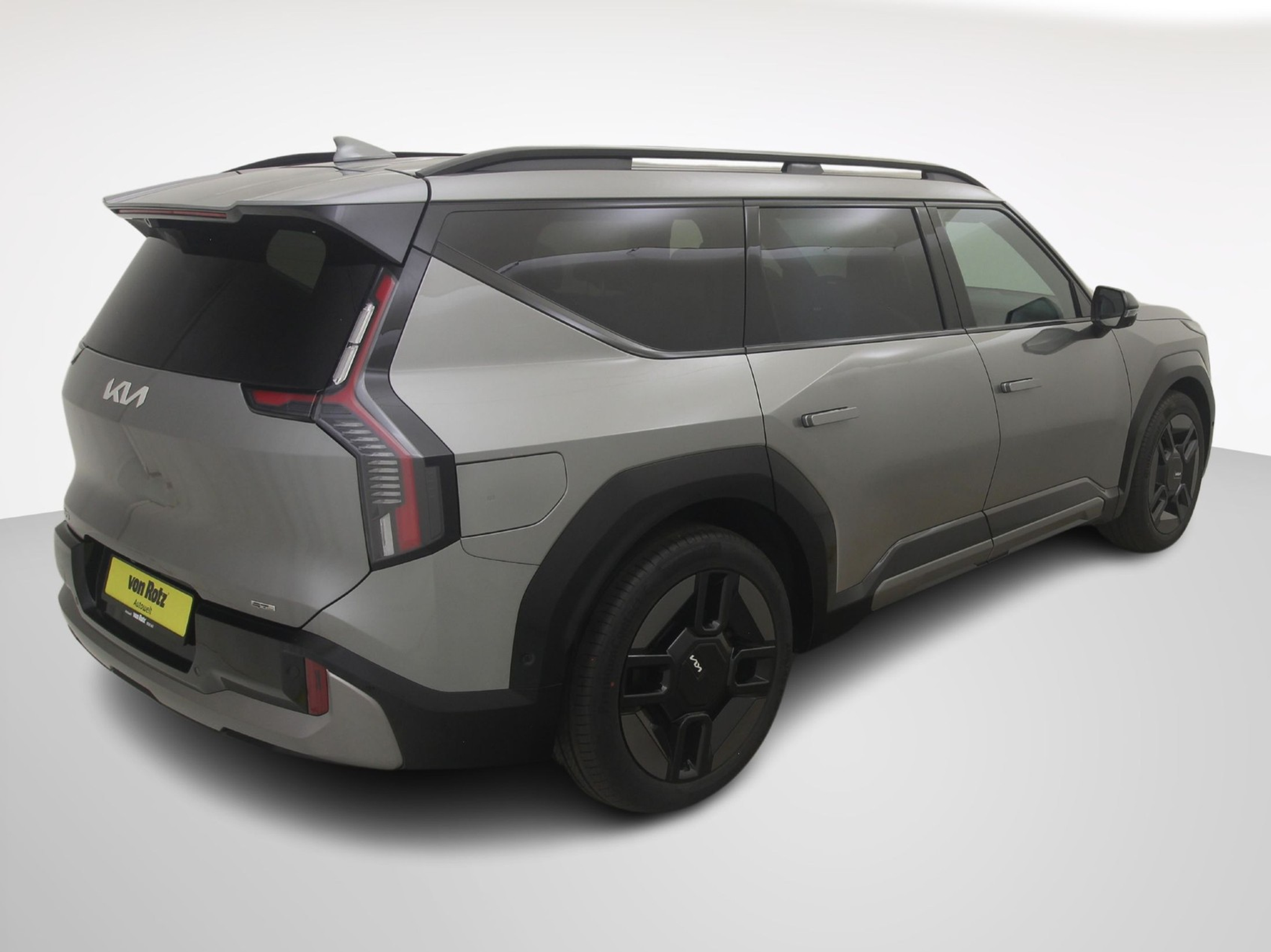 listing desktop thumbnail image 5