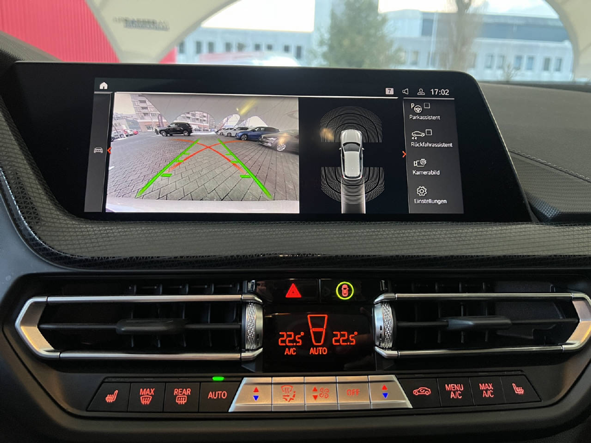 listing desktop thumbnail image 16