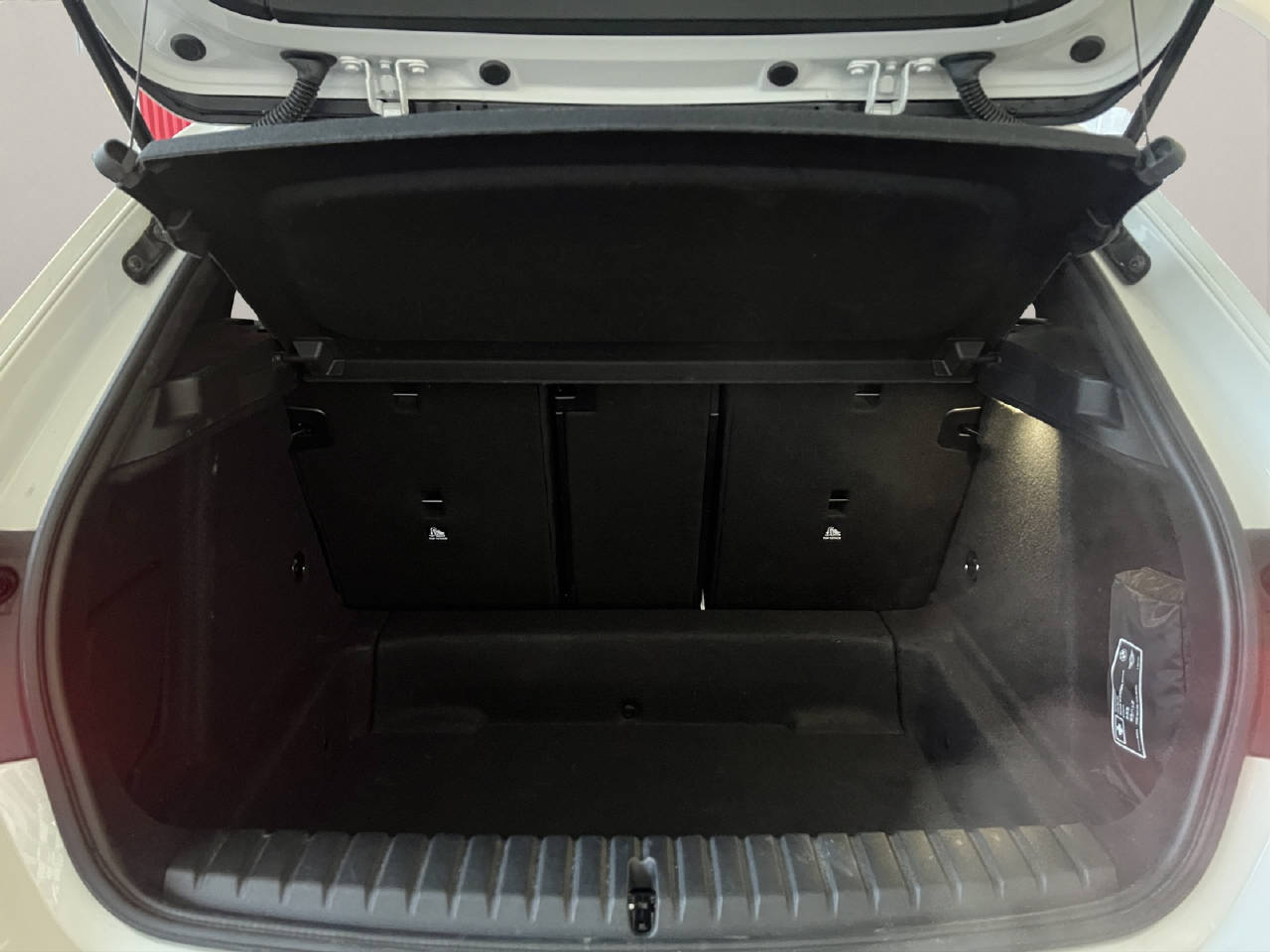 listing desktop thumbnail image 21