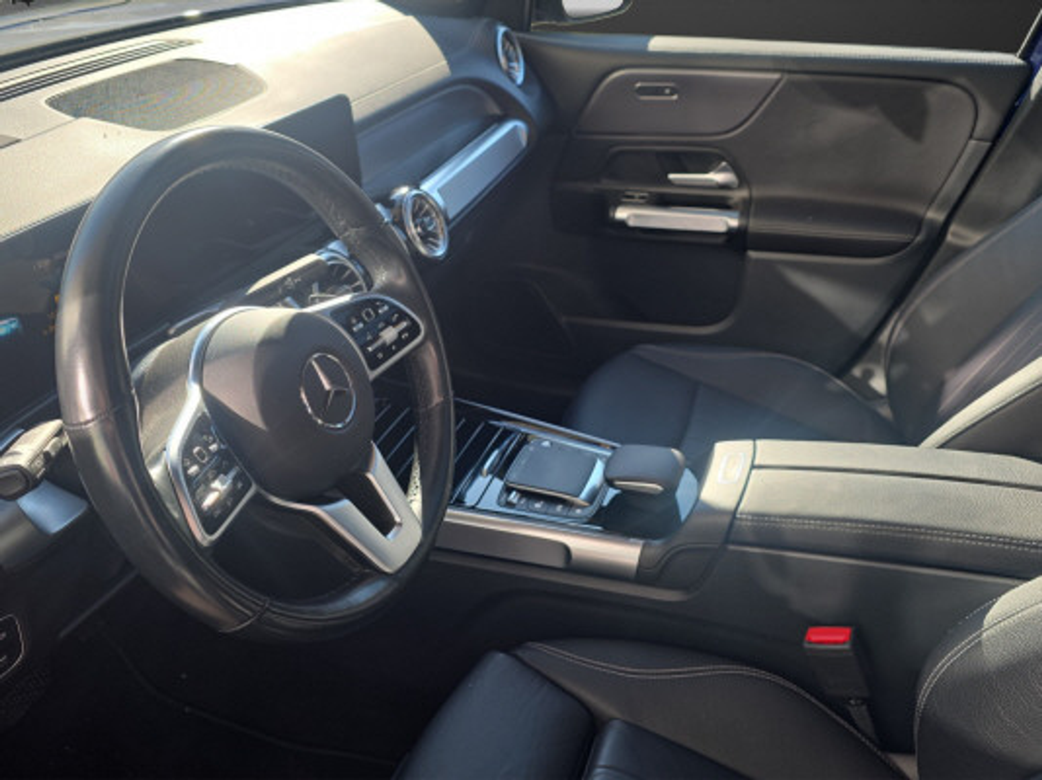 listing desktop thumbnail image 6