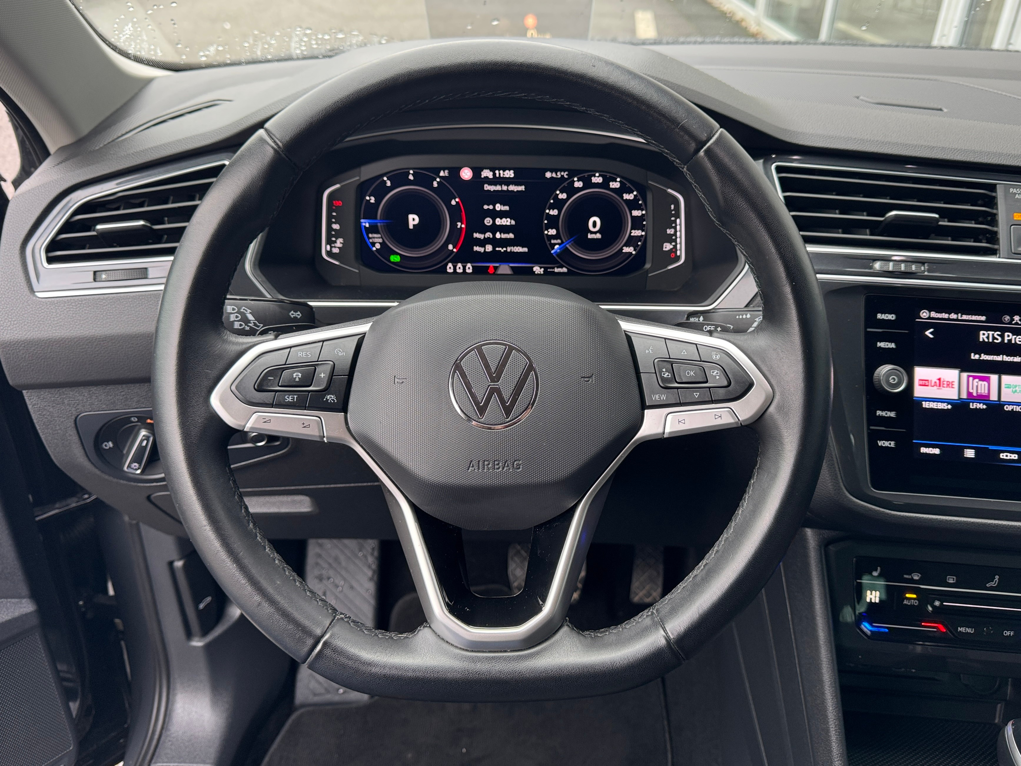 listing desktop thumbnail image 11