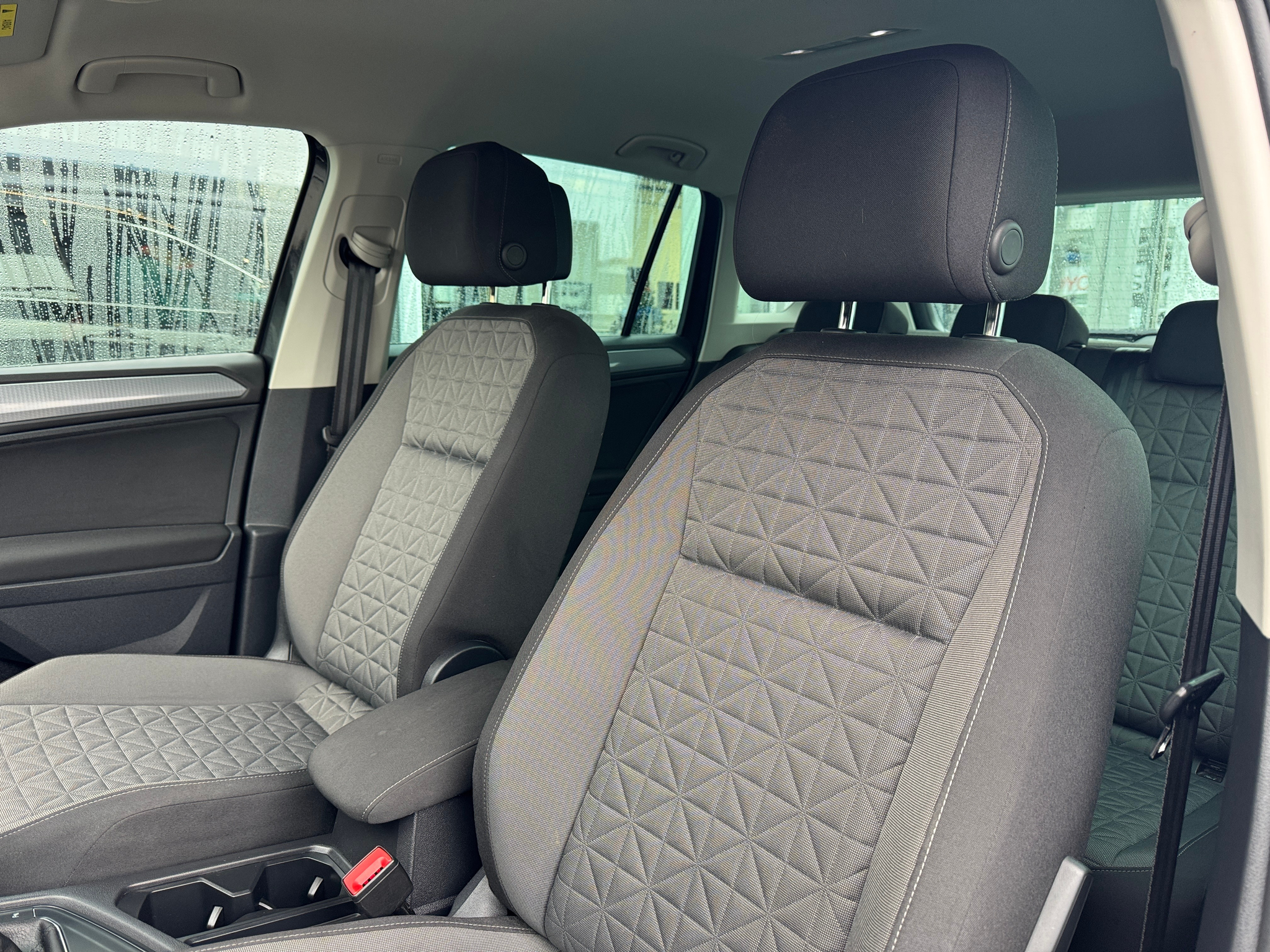 listing desktop thumbnail image 7