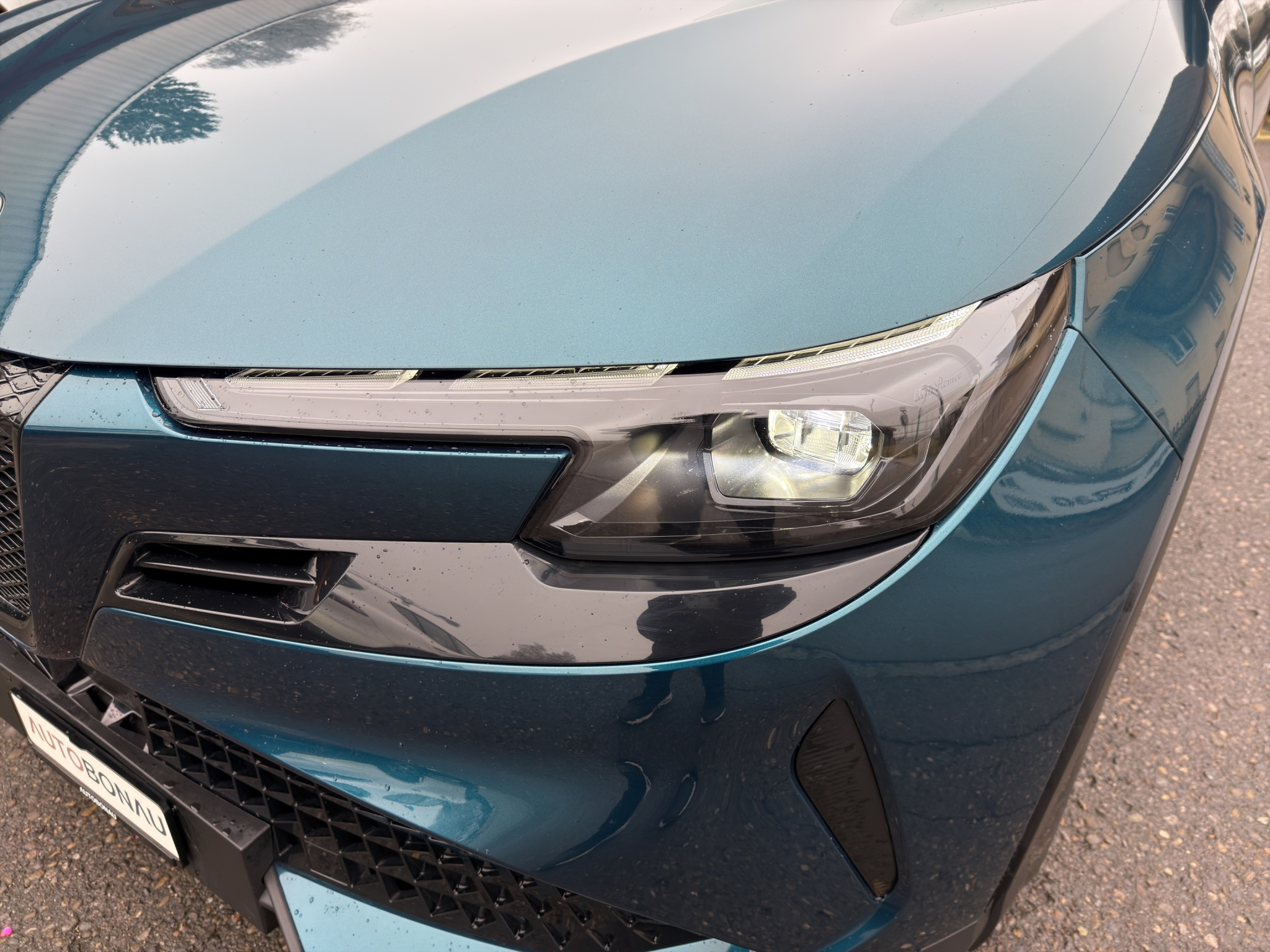 listing desktop thumbnail image 21