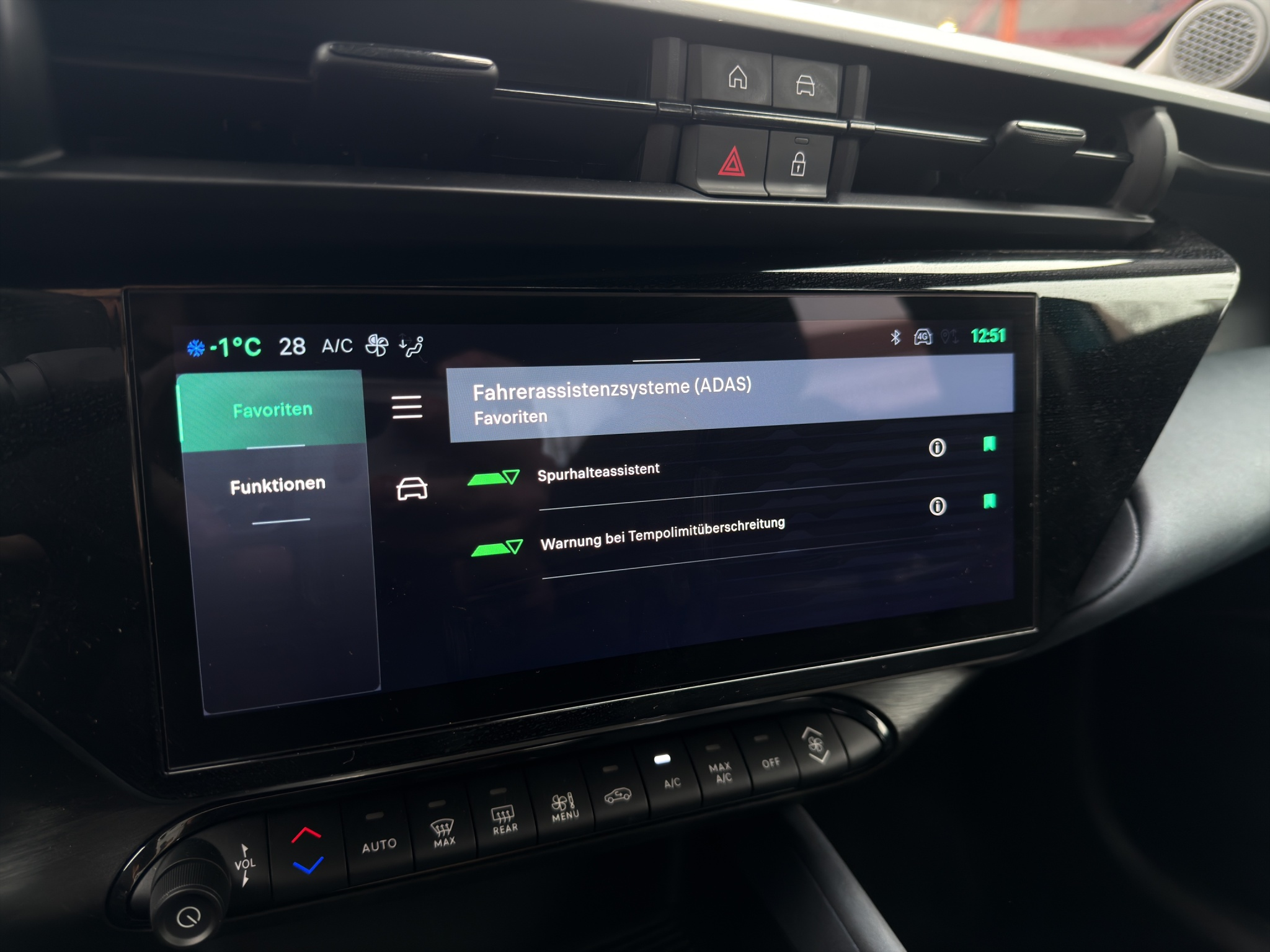 listing desktop thumbnail image 30