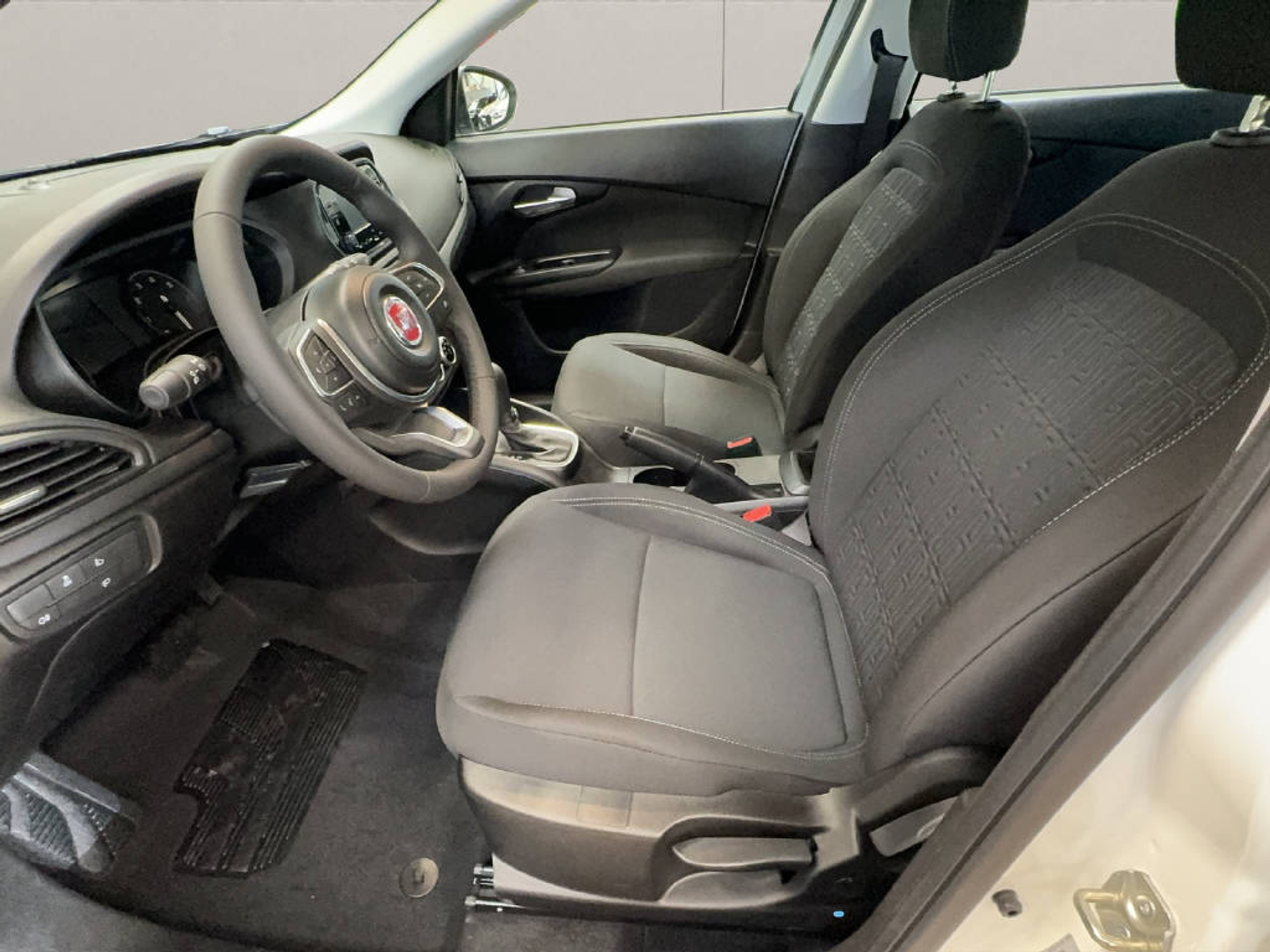 listing desktop thumbnail image 12