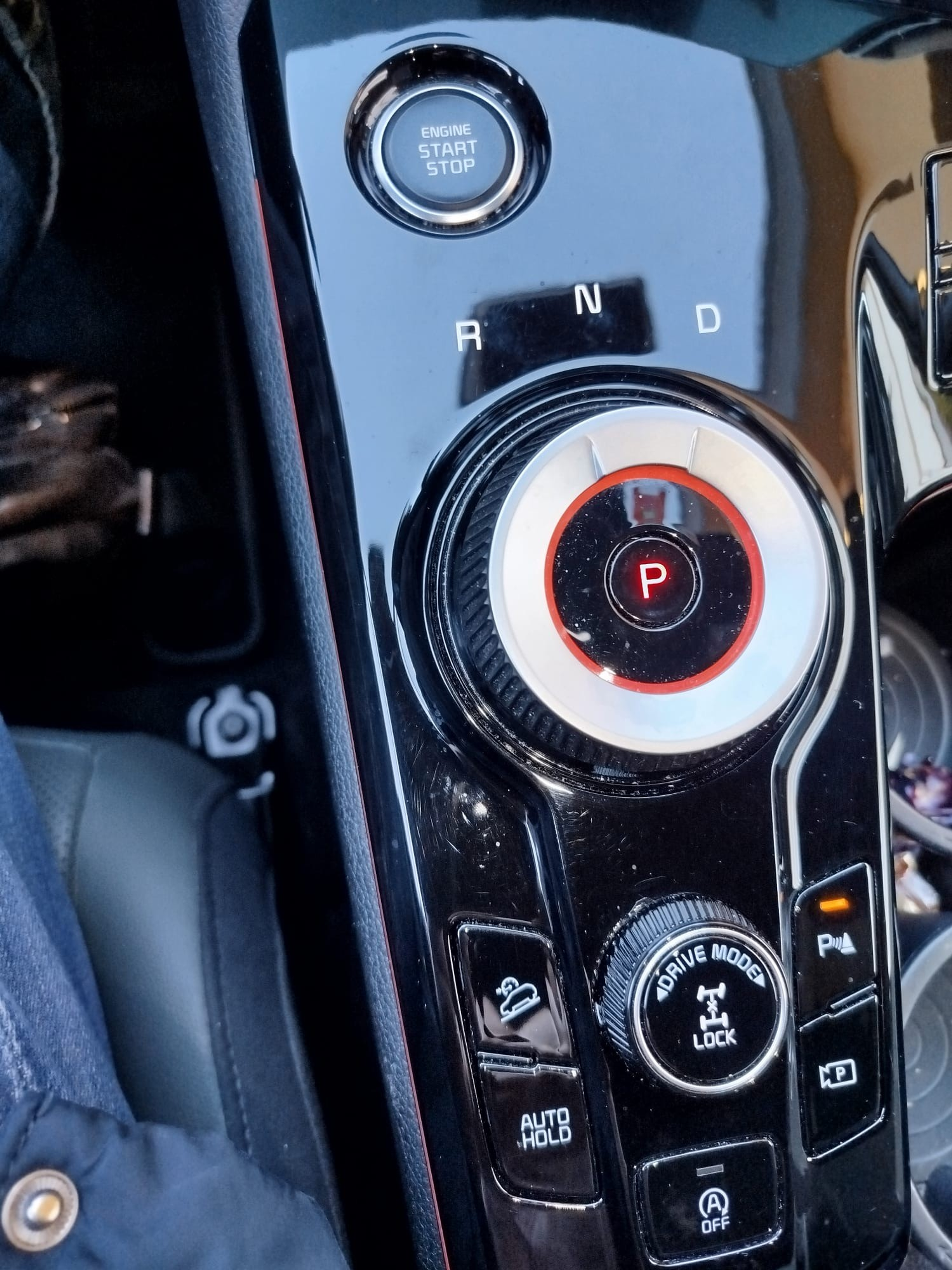 listing desktop thumbnail image 15