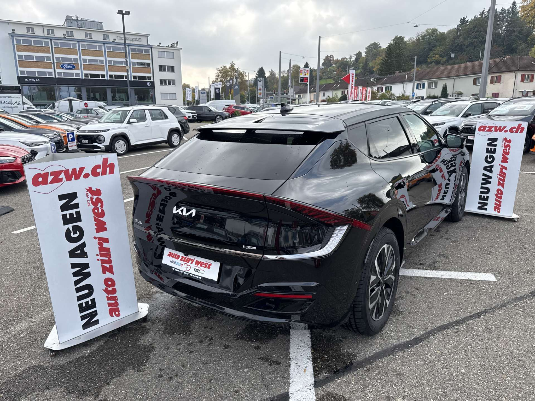 listing desktop thumbnail image 2