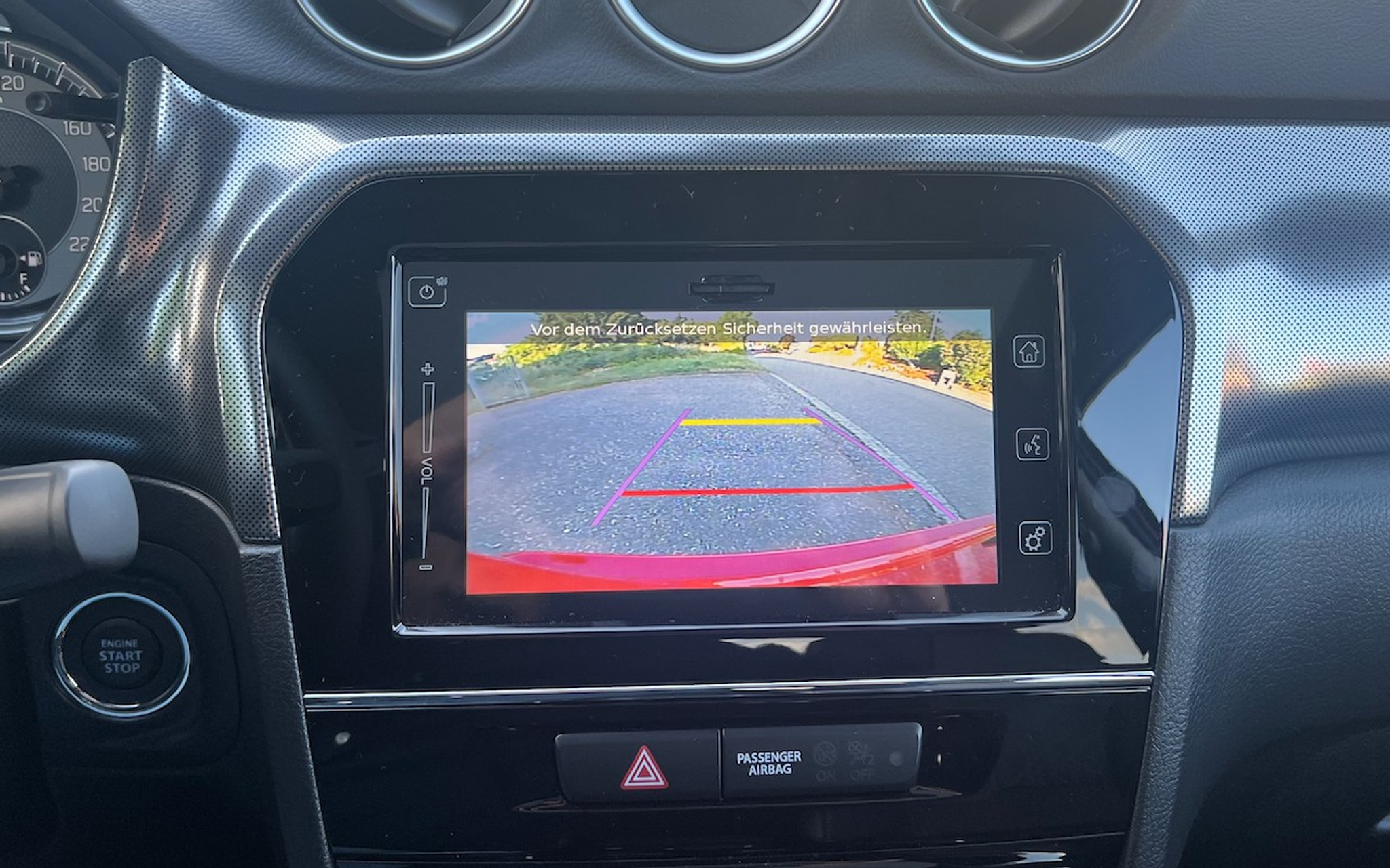 listing desktop thumbnail image 17