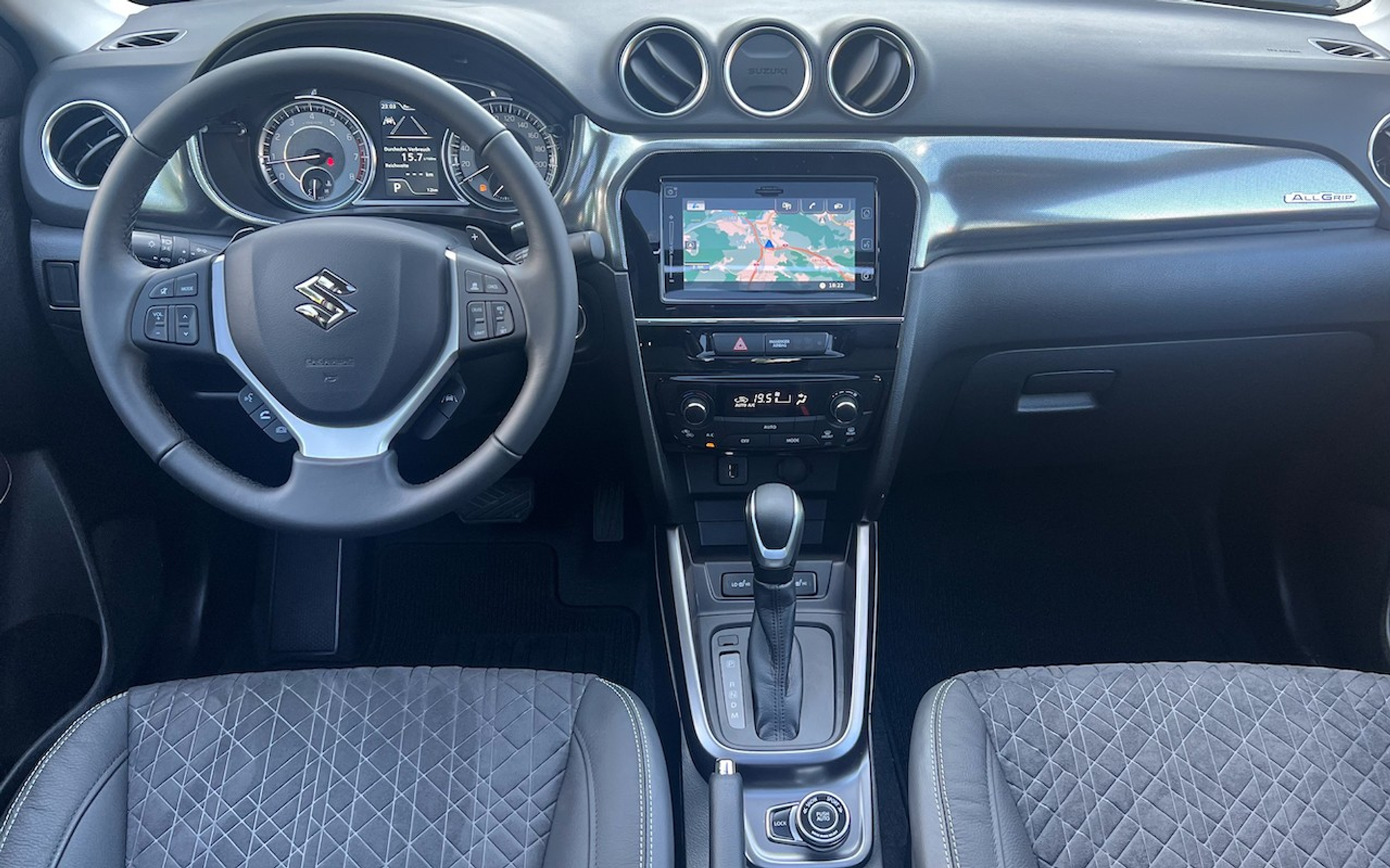 listing desktop thumbnail image 12