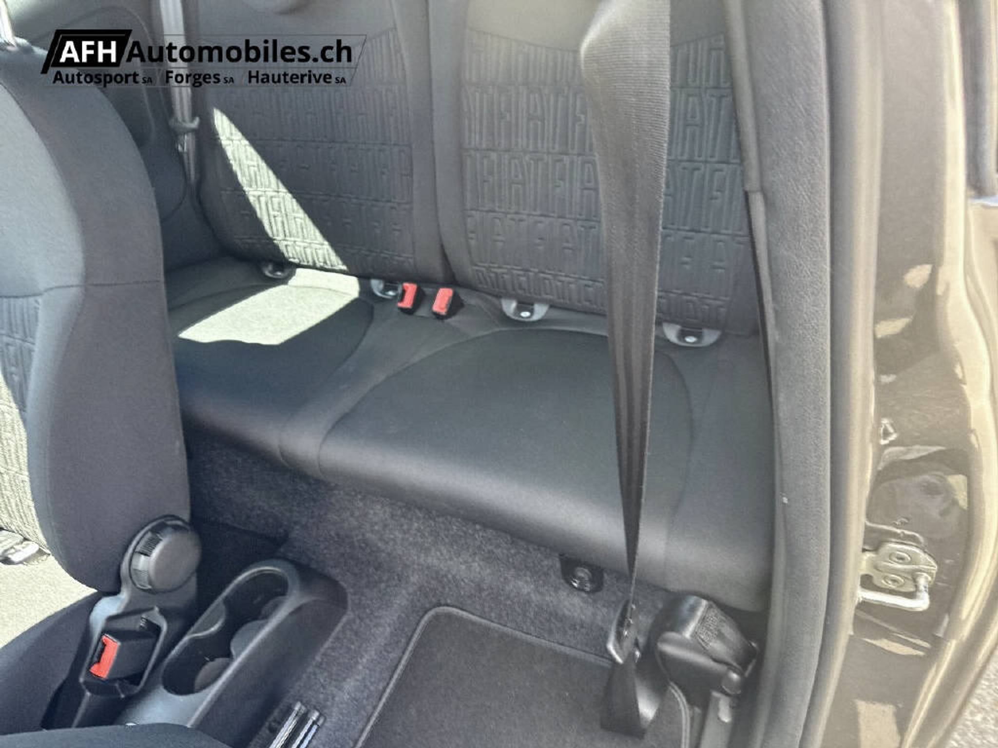 listing desktop thumbnail image 14