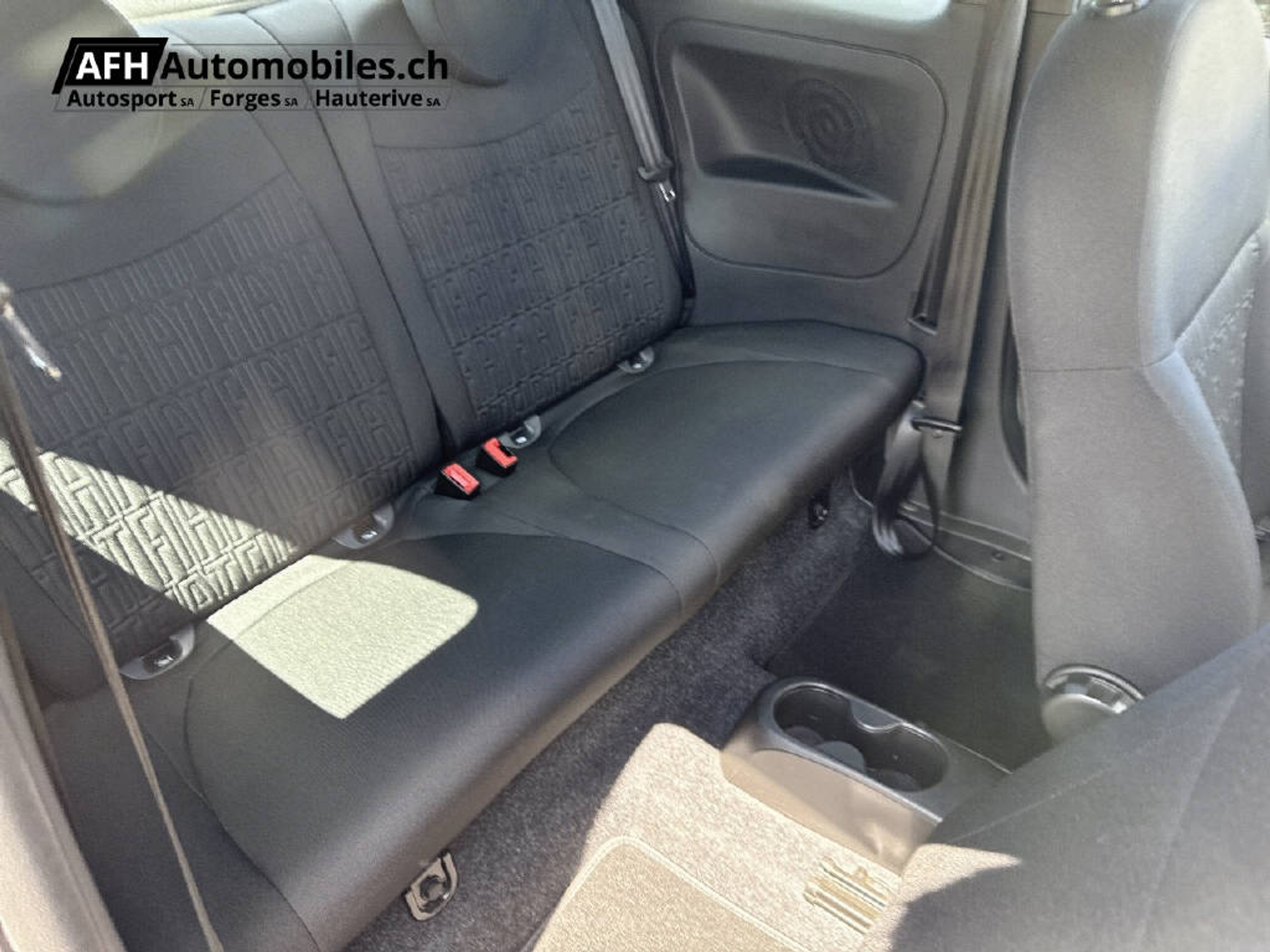 listing desktop thumbnail image 15