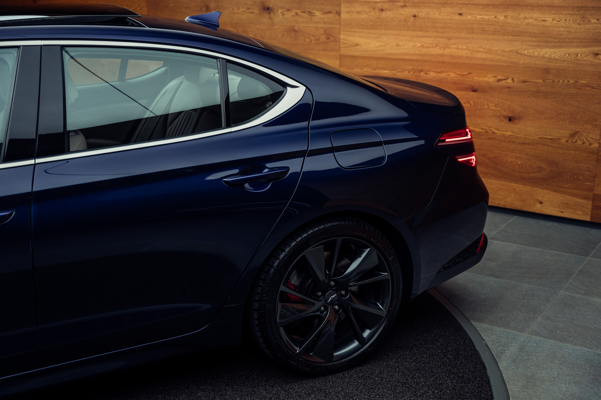 listing desktop thumbnail image 21