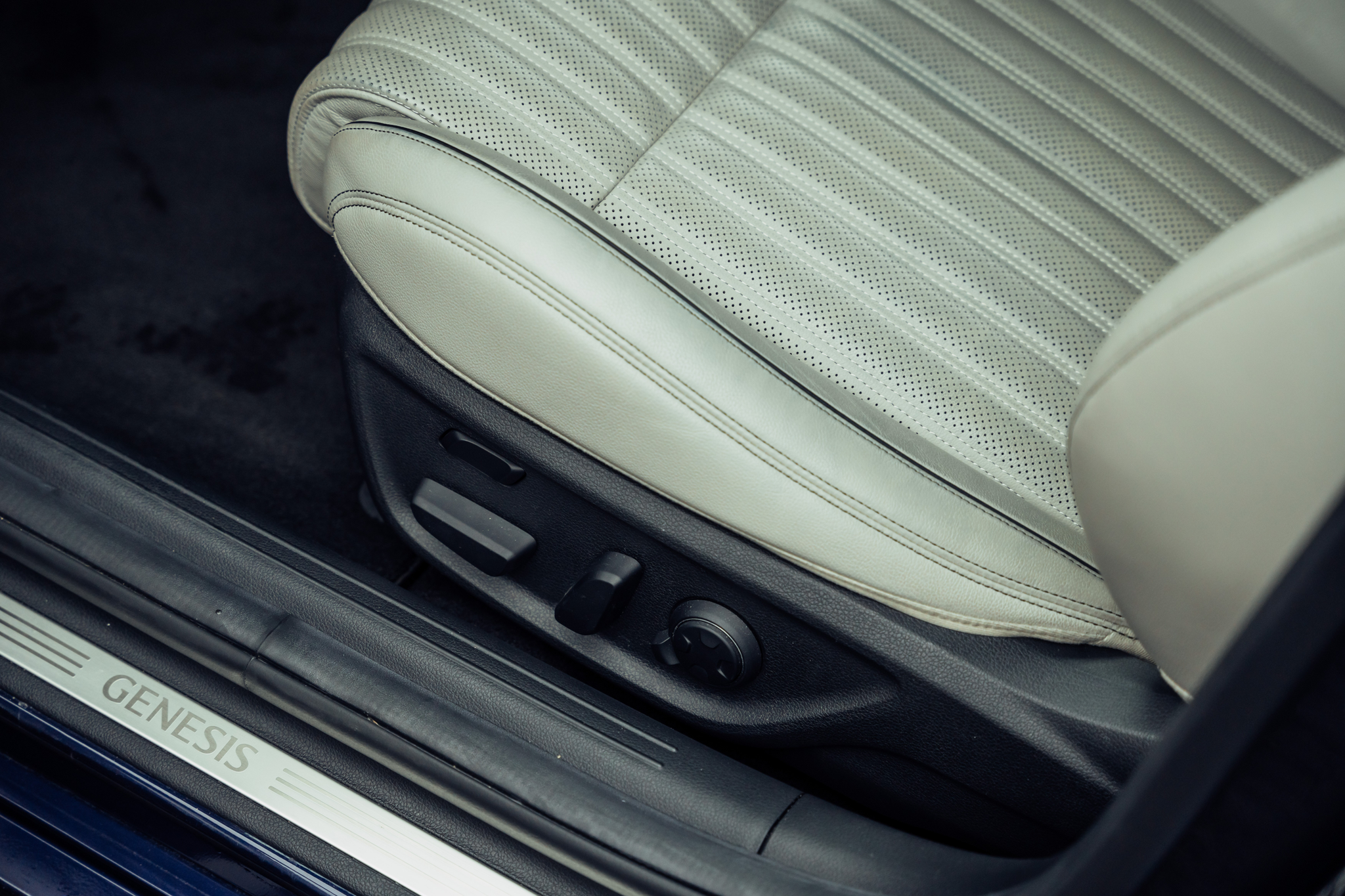 listing desktop thumbnail image 15