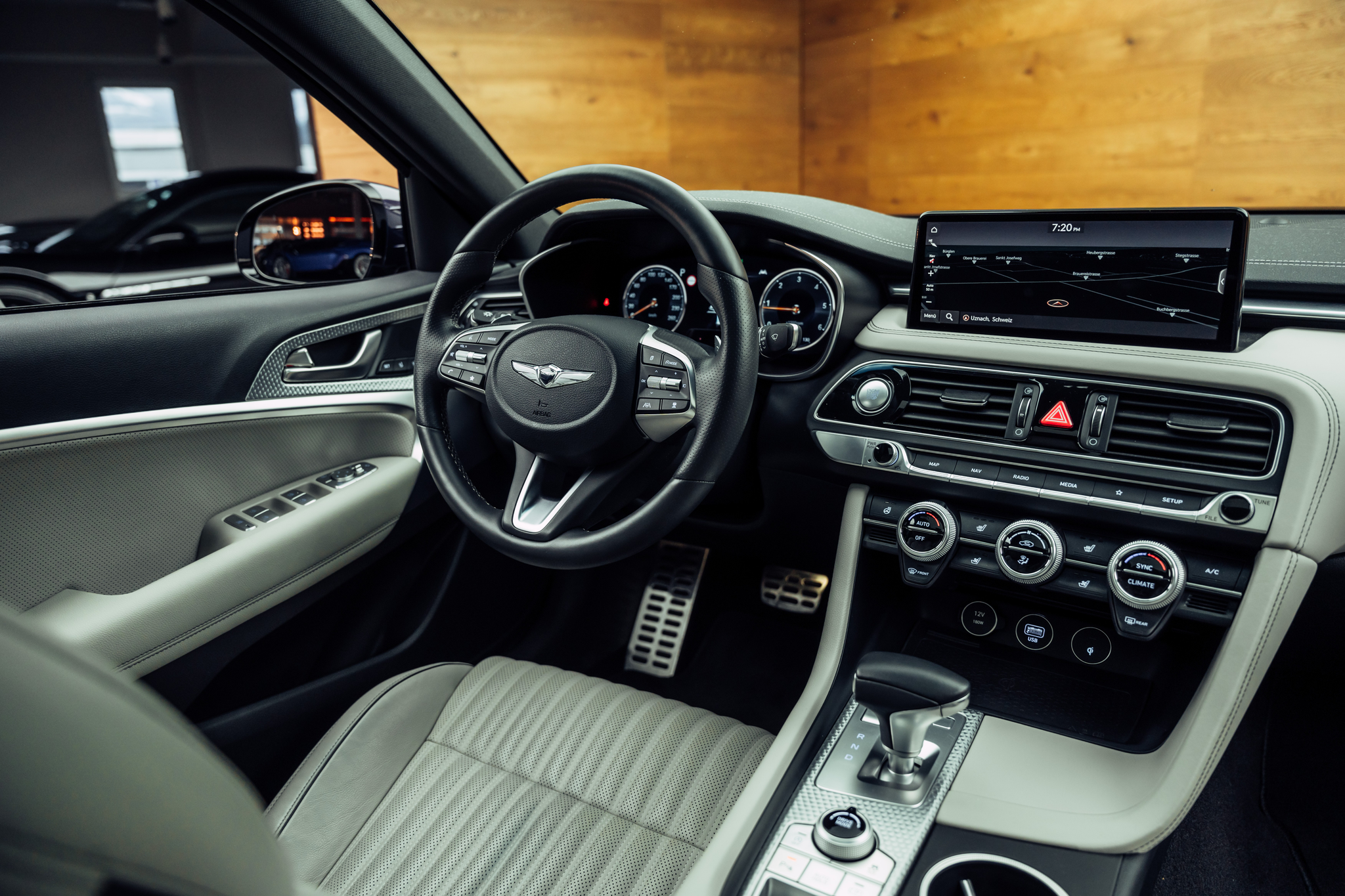 listing desktop thumbnail image 16