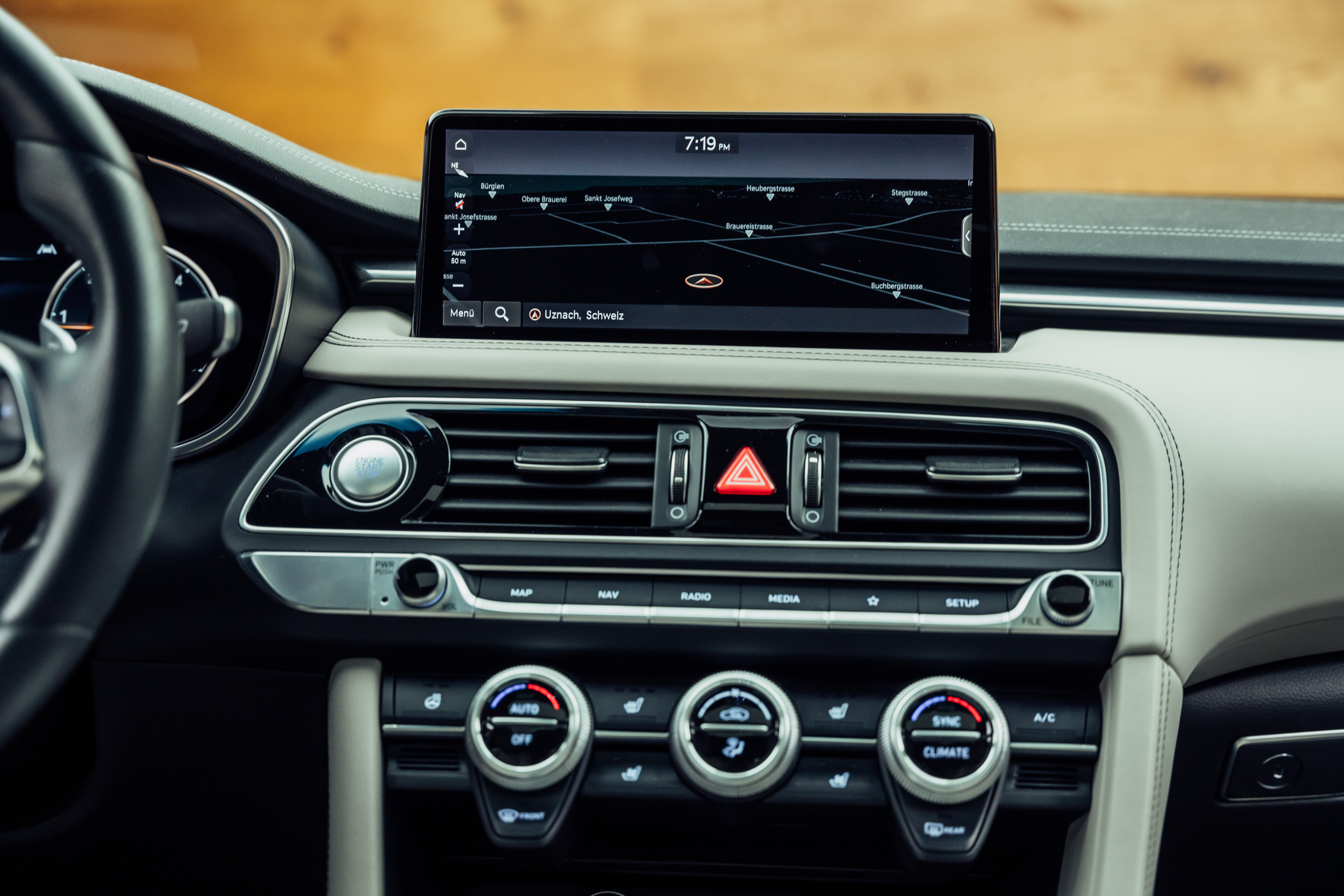 listing desktop thumbnail image 13