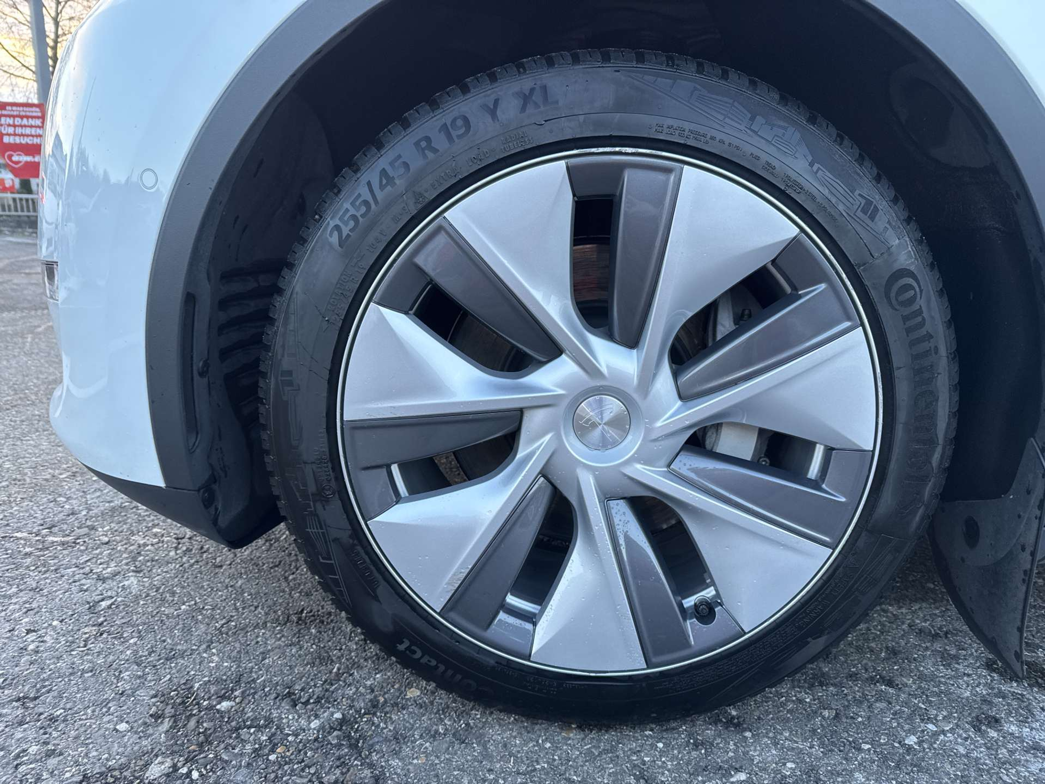 listing desktop thumbnail image 7