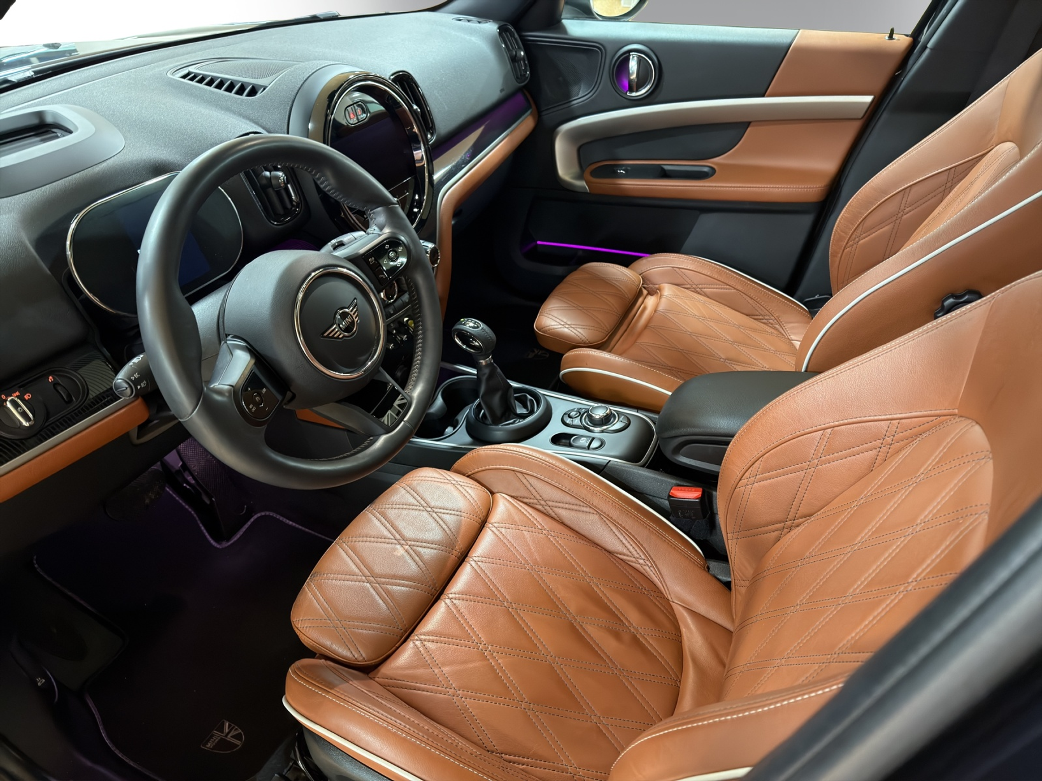 listing desktop thumbnail image 7