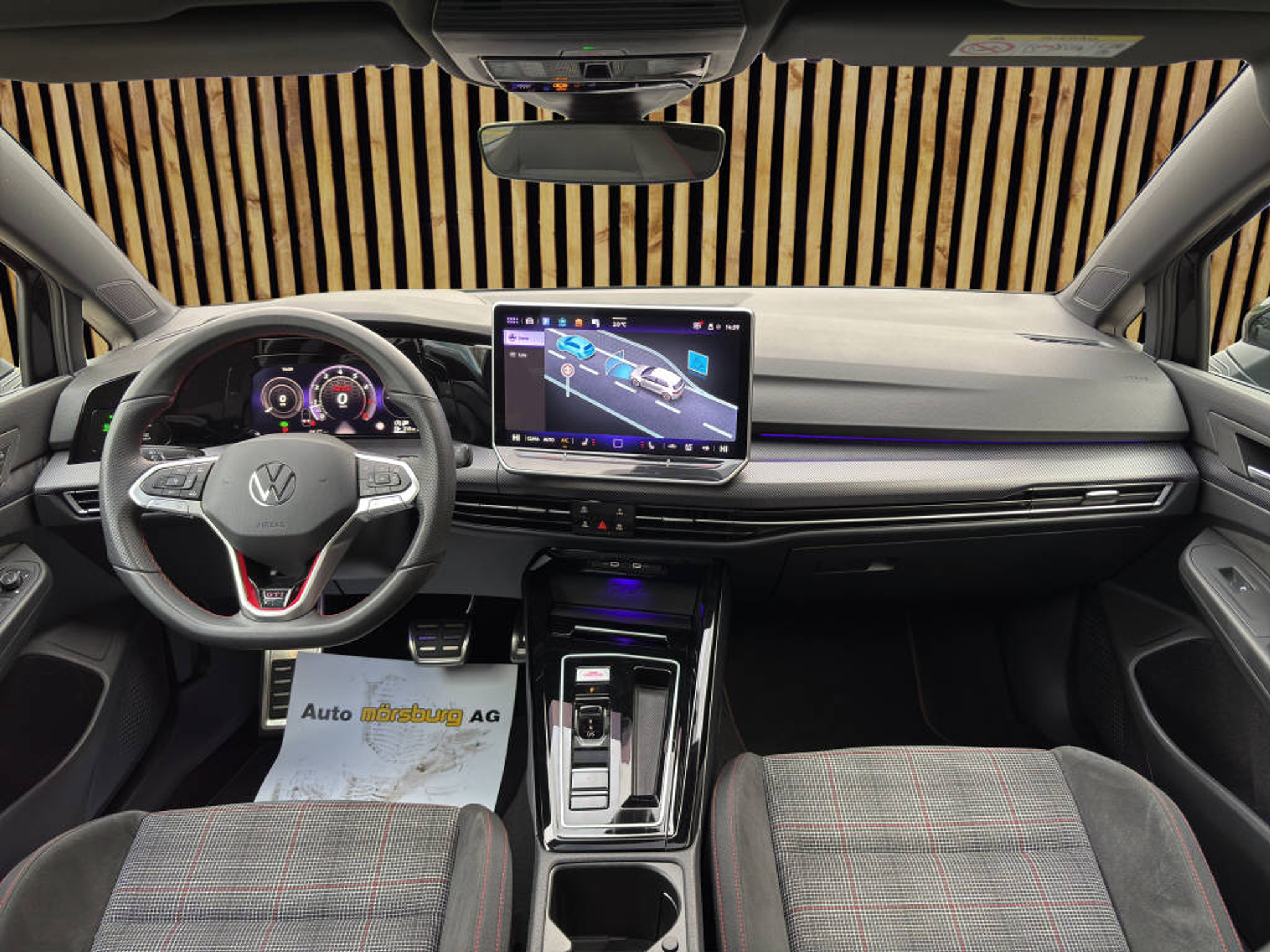 listing desktop thumbnail image 6