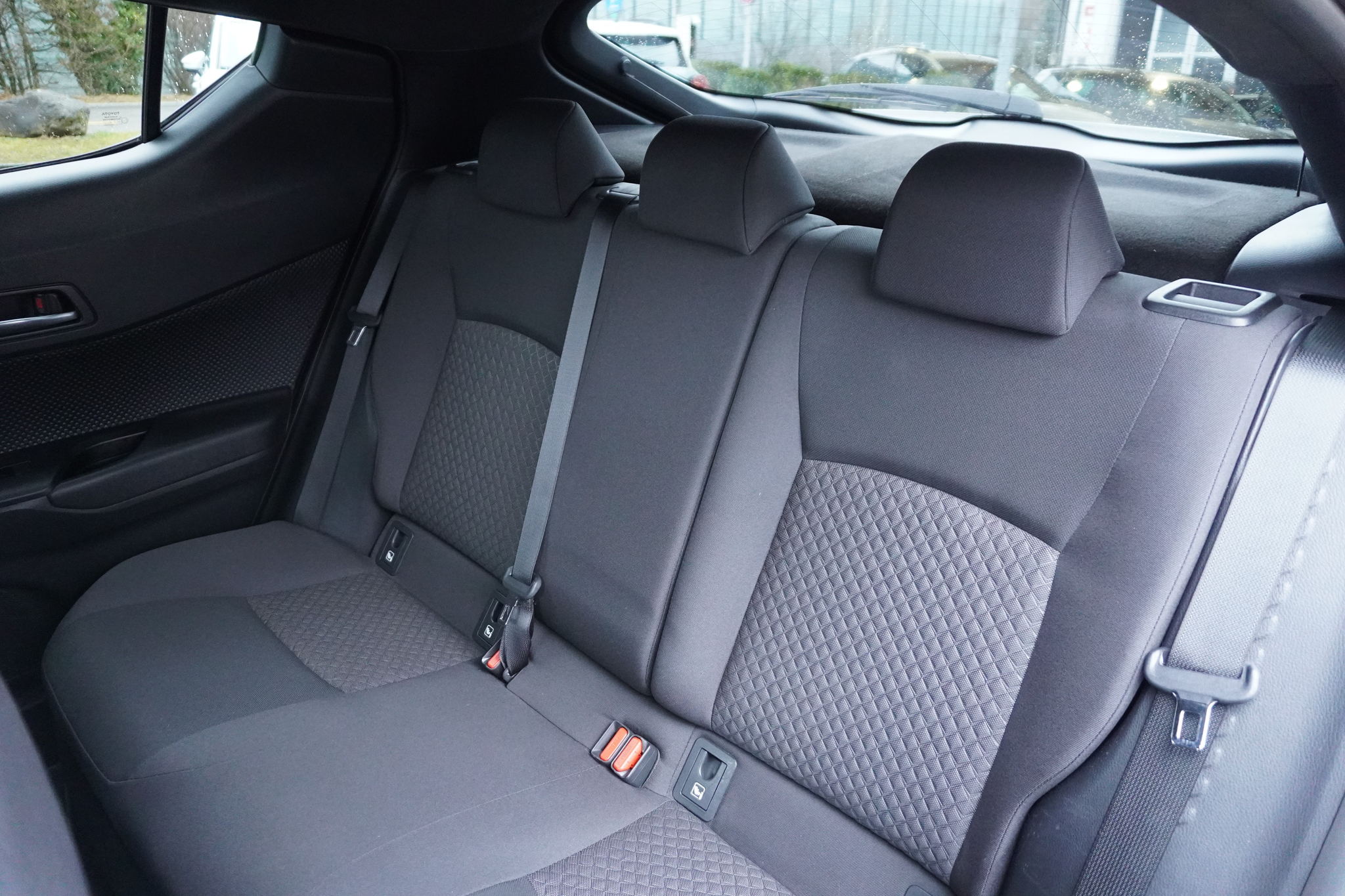 listing desktop thumbnail image 12