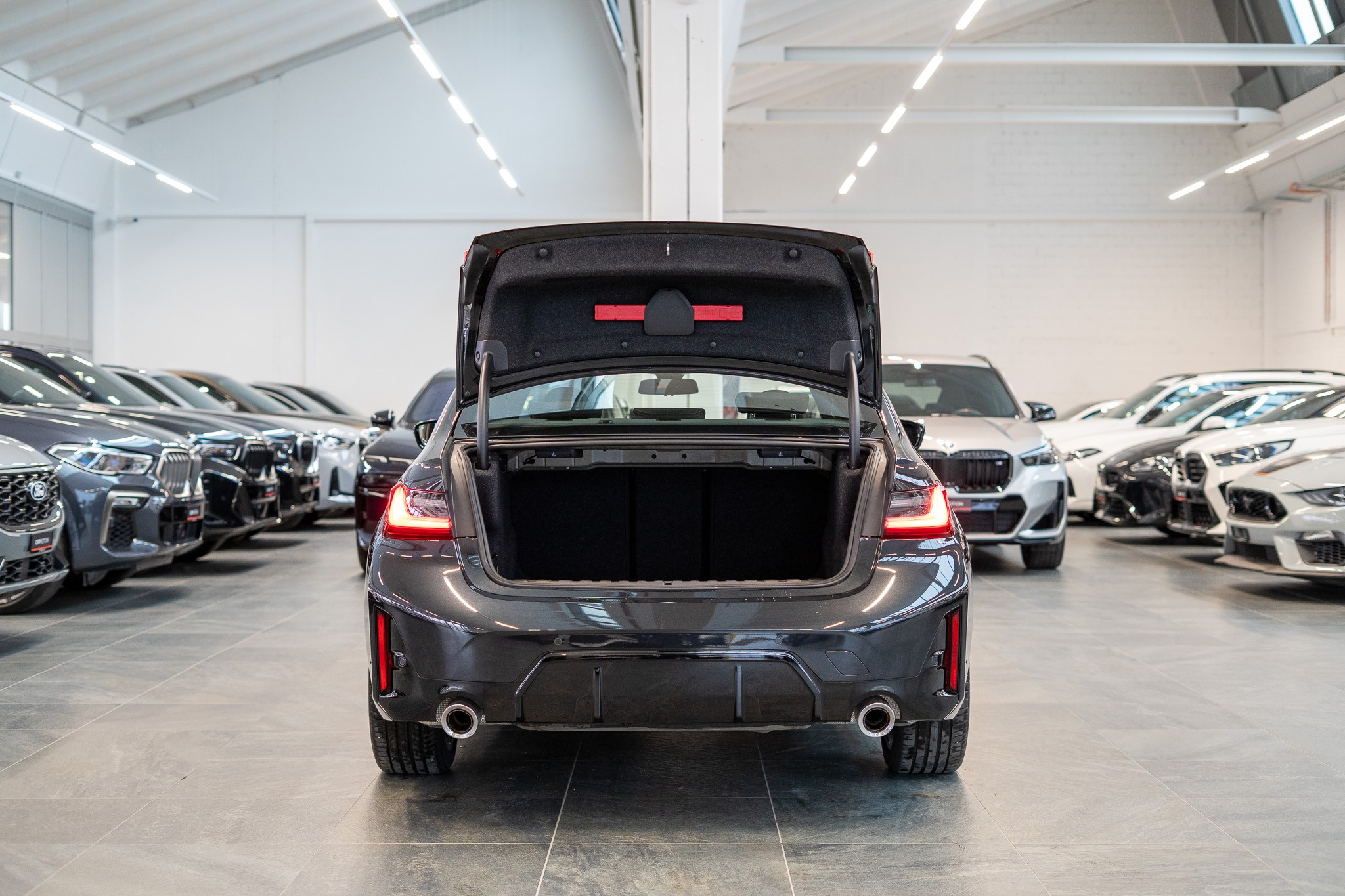 listing desktop thumbnail image 5